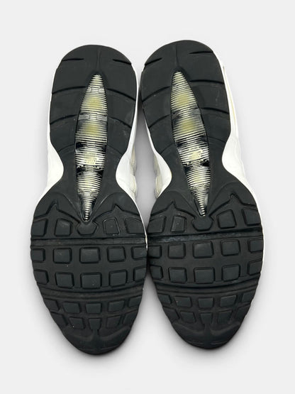 Nike Air Max 95 White Black — buty sportowe męskie w bardzo dobrym stanie rozmiar 45.5, podeszwa