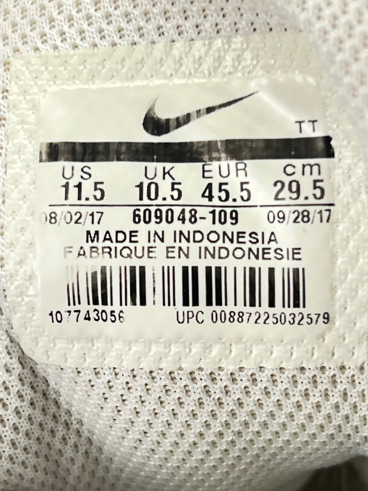 Nike Air Max 95 White Black — buty sportowe męskie w bardzo dobrym stanie rozmiar 45.5, opcjonalne zdjęcie 1