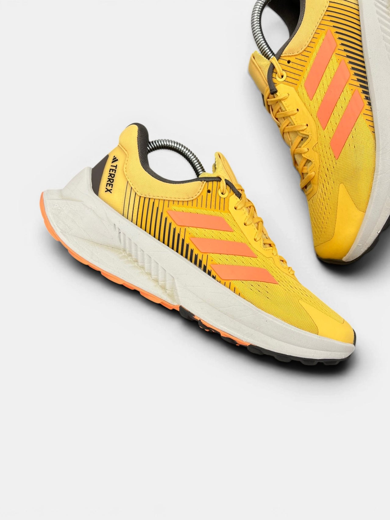 Adidas Terrex Soulstride Flow — buty sportowe damskie w bardzo dobrym stanie rozmiar 40 2/3, zewnętrzny panel prawego buta