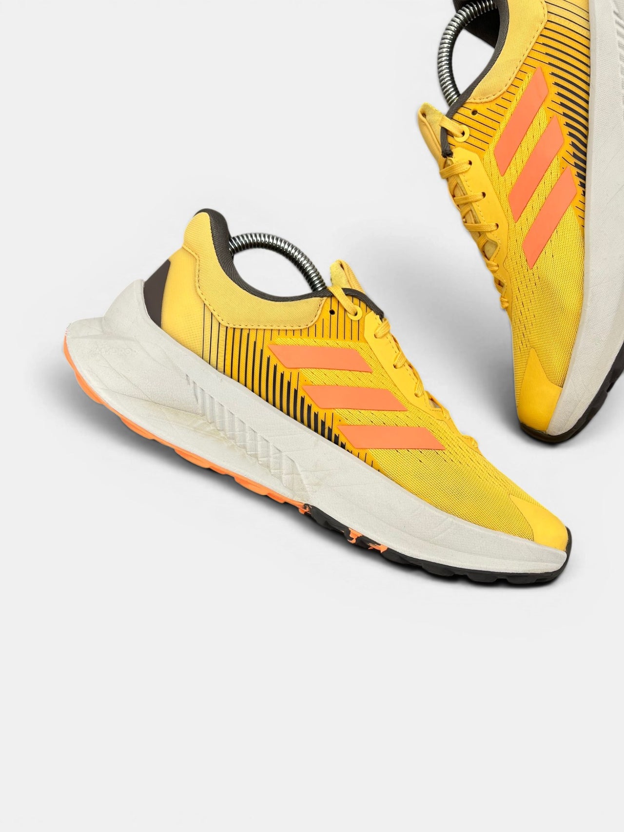 Adidas Terrex Soulstride Flow — buty sportowe damskie w bardzo dobrym stanie rozmiar 40 2/3, wewnętrzny panel lewego buta