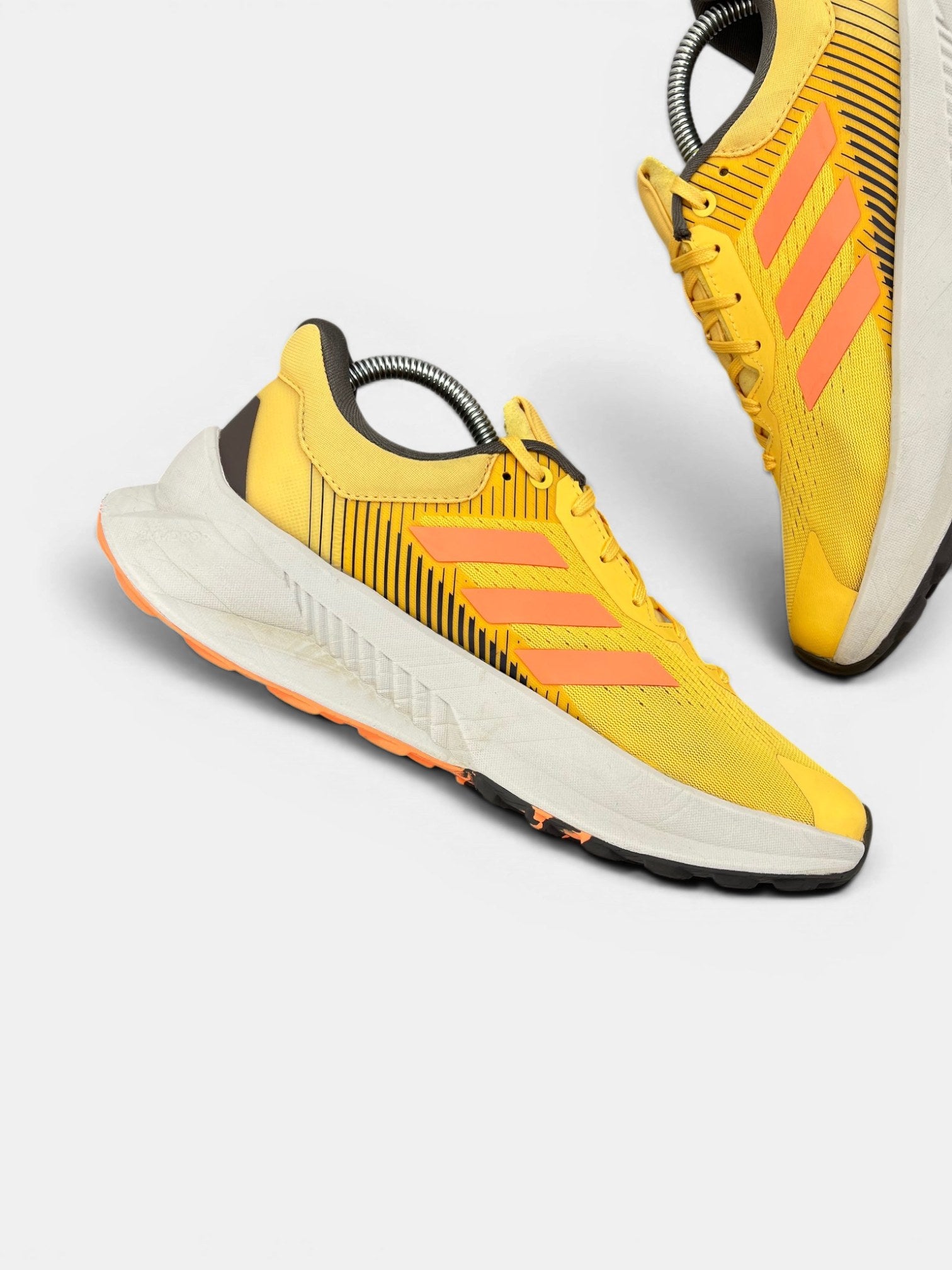 Adidas Terrex Soulstride Flow — buty sportowe damskie w bardzo dobrym stanie rozmiar 40 2/3, wewnętrzny panel lewego buta