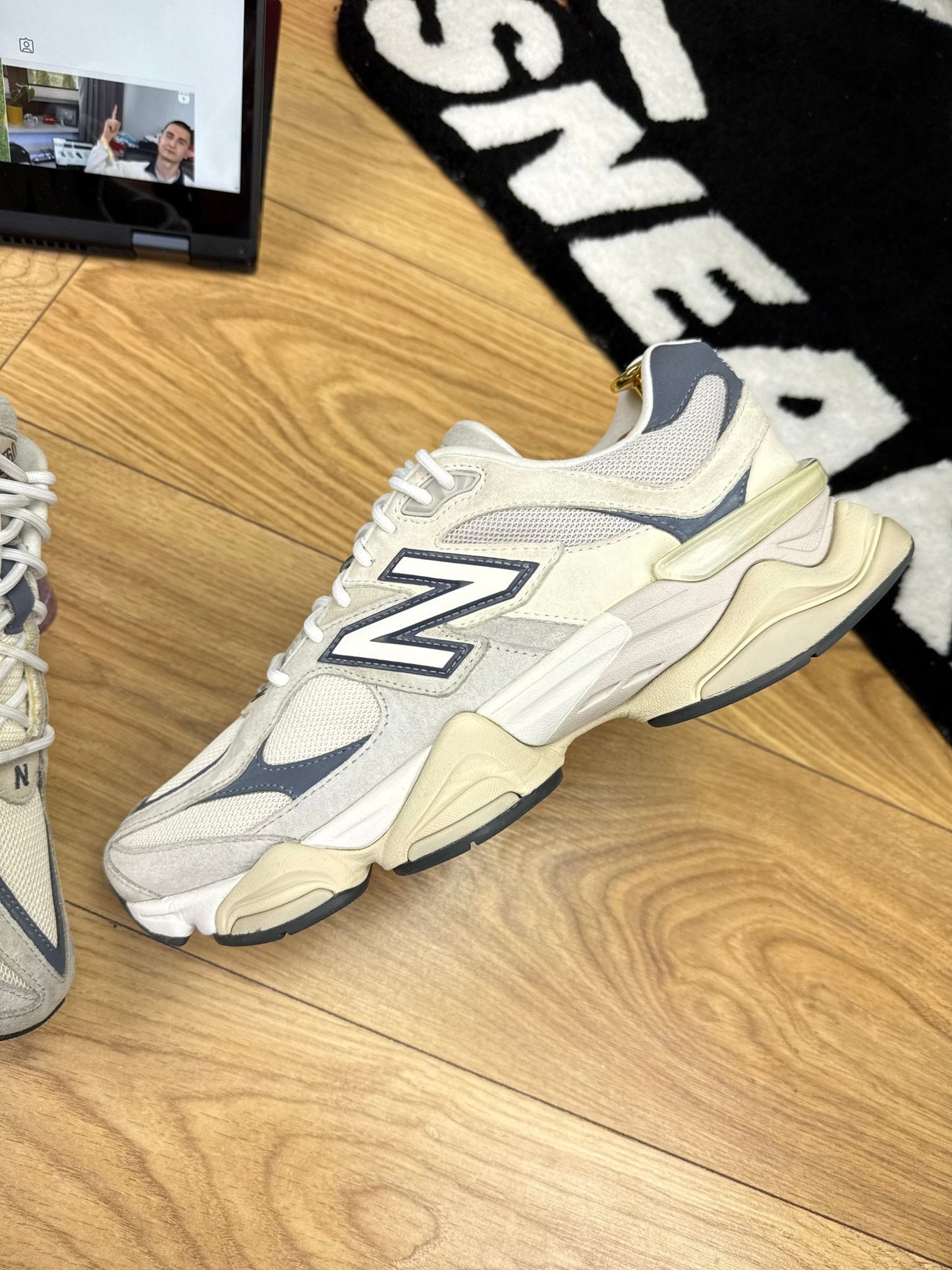 New Balance 9060 (44)