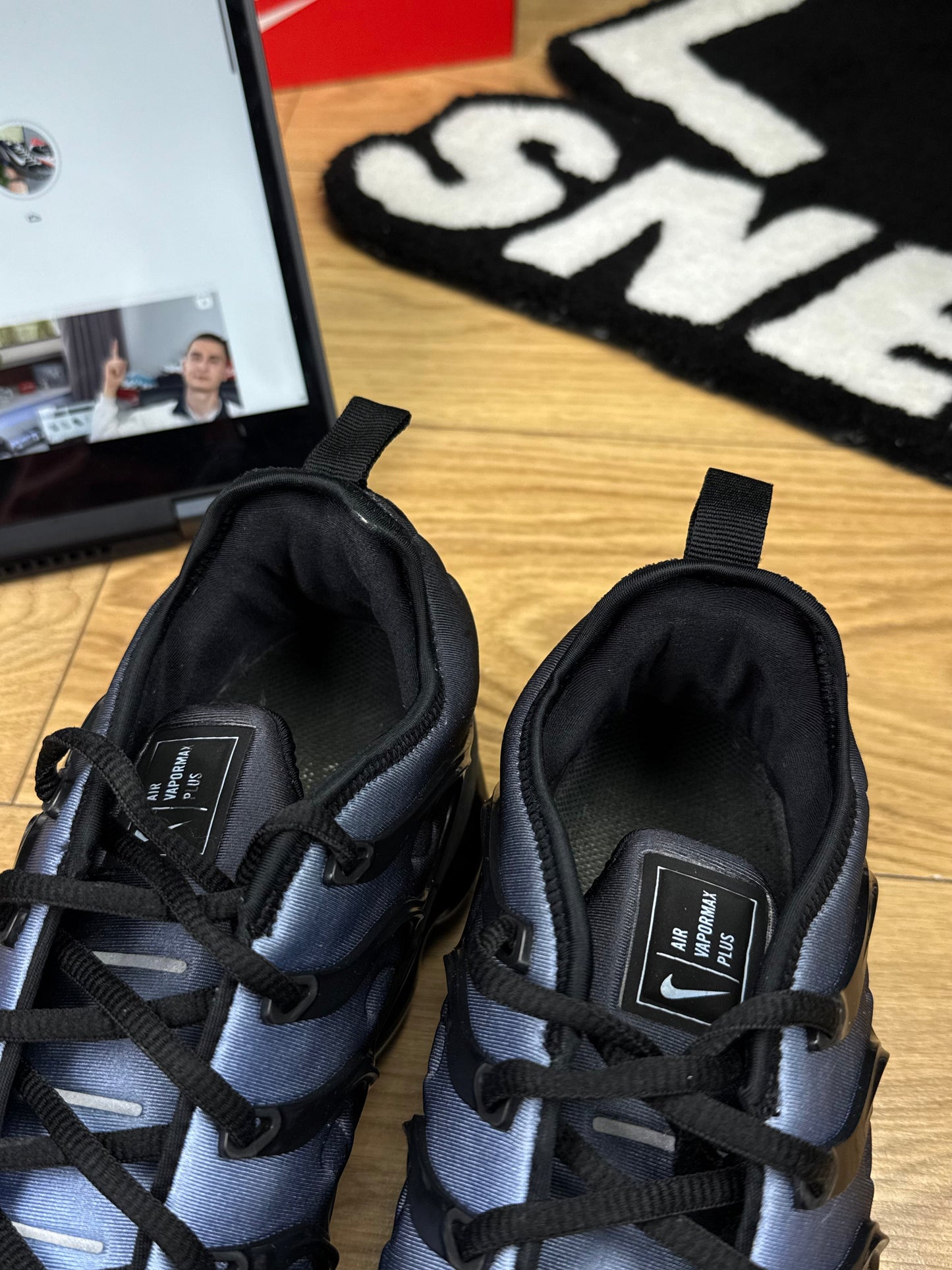 Nike Air Vapormax Plus (45.5)