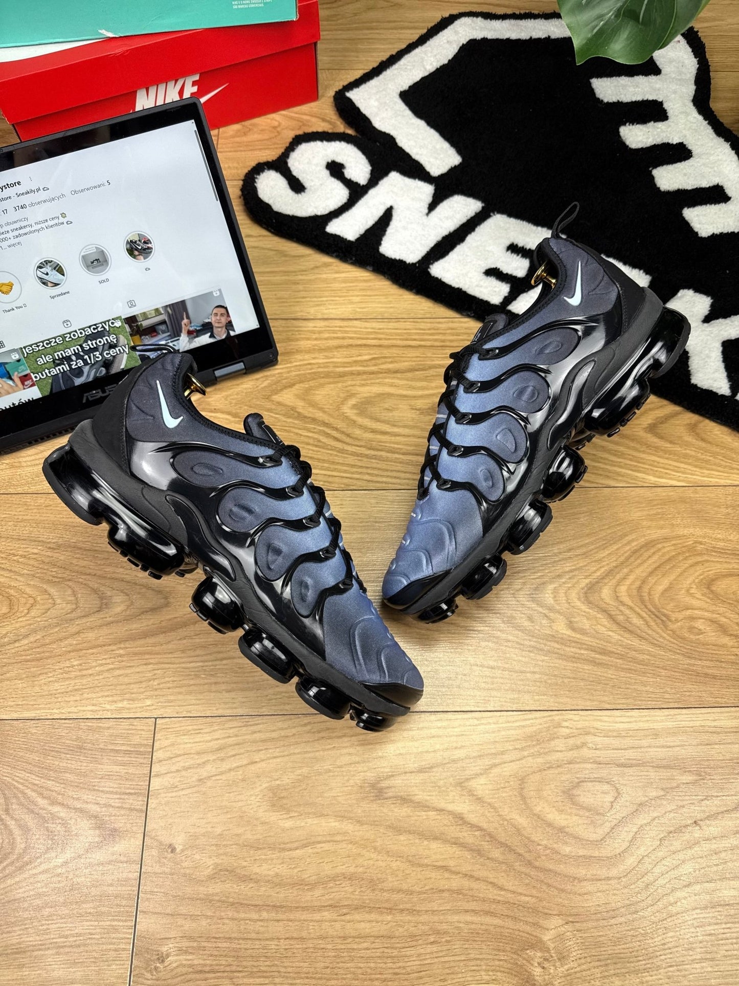 Nike Air Vapormax Plus (45.5)
