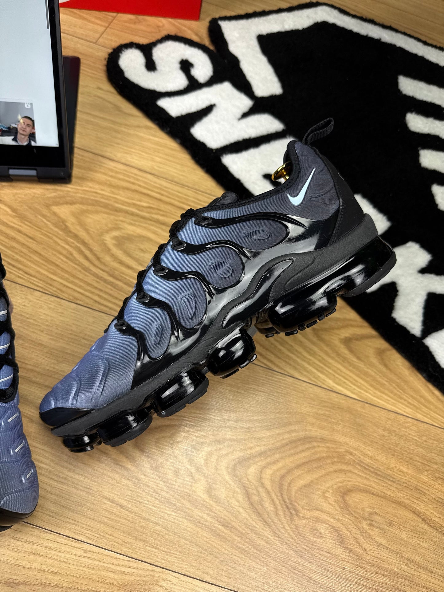 Nike Air Vapormax Plus (45.5)
