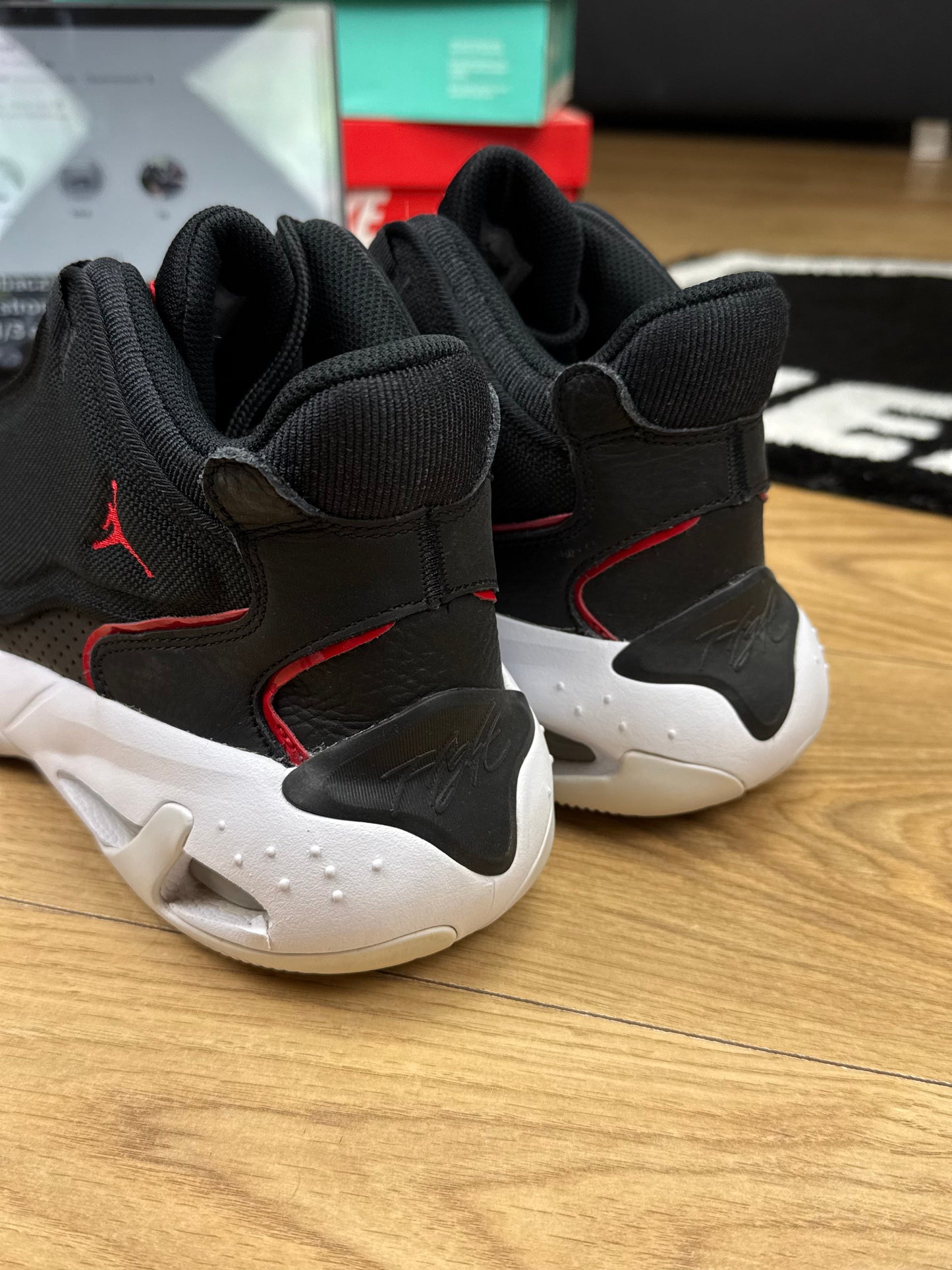 Nike Air Jordan Max Aura 4 (45.5)