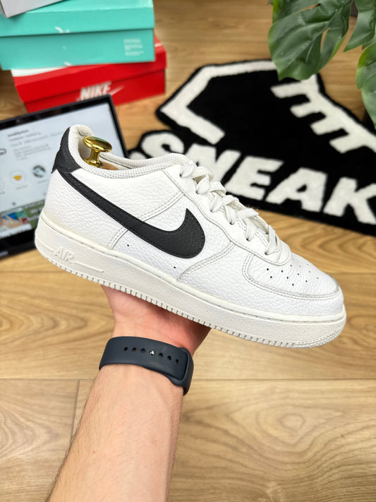 Nike Air Force 1 Low (38.5)