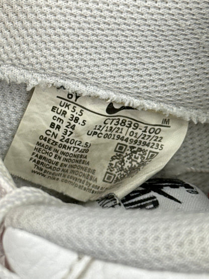 Nike Air Force 1 Low (38.5)