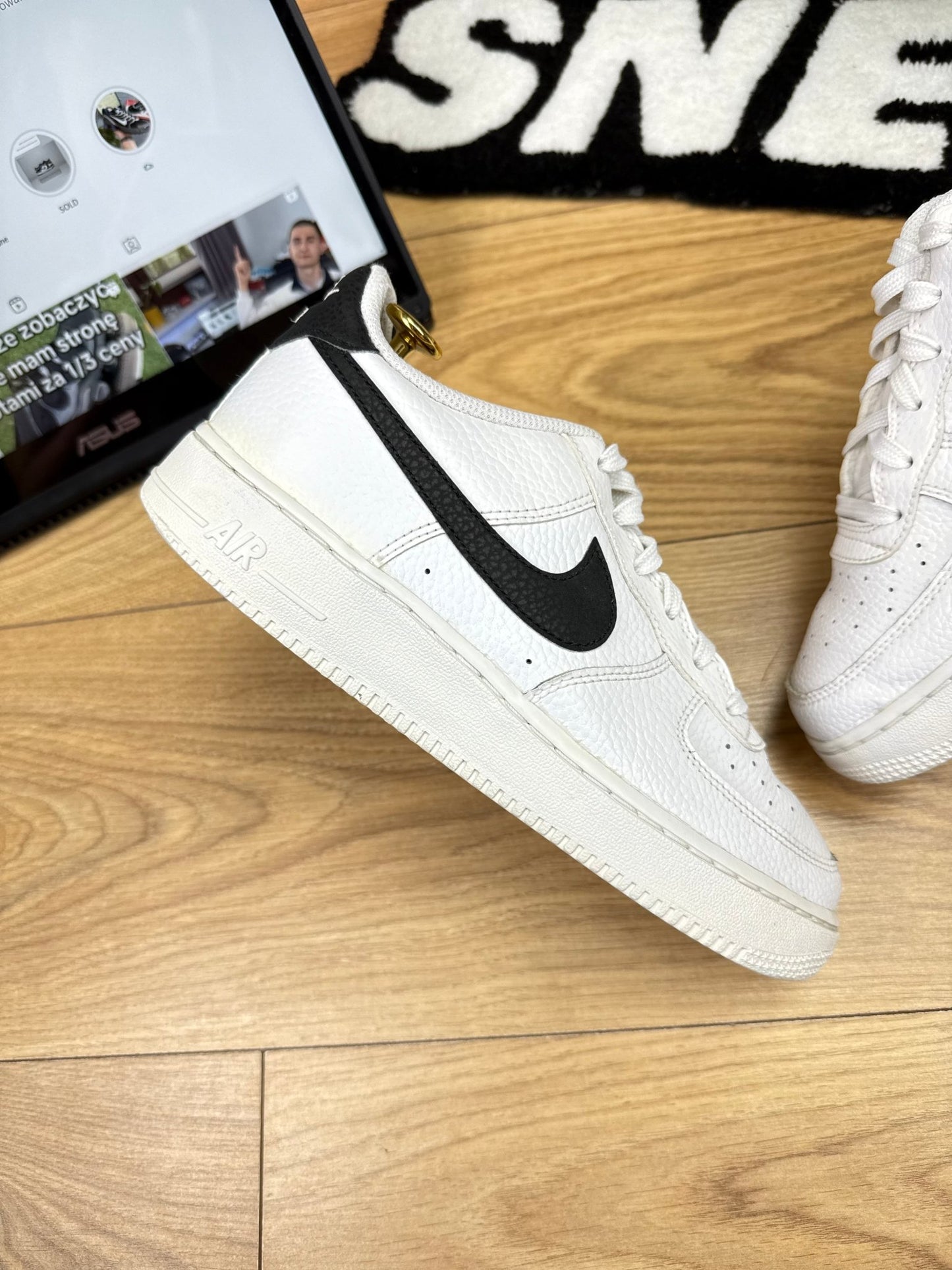 Nike Air Force 1 Low (38.5)