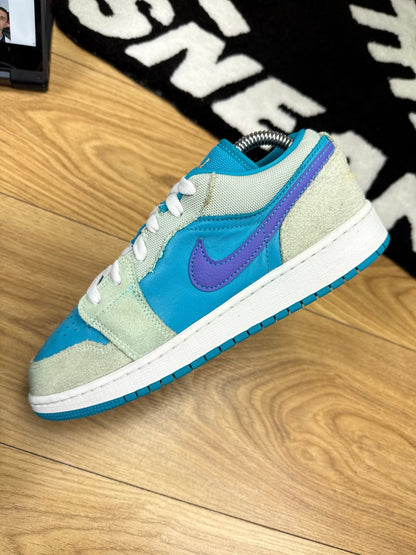 Nike Air Jordan 1 Low (39)