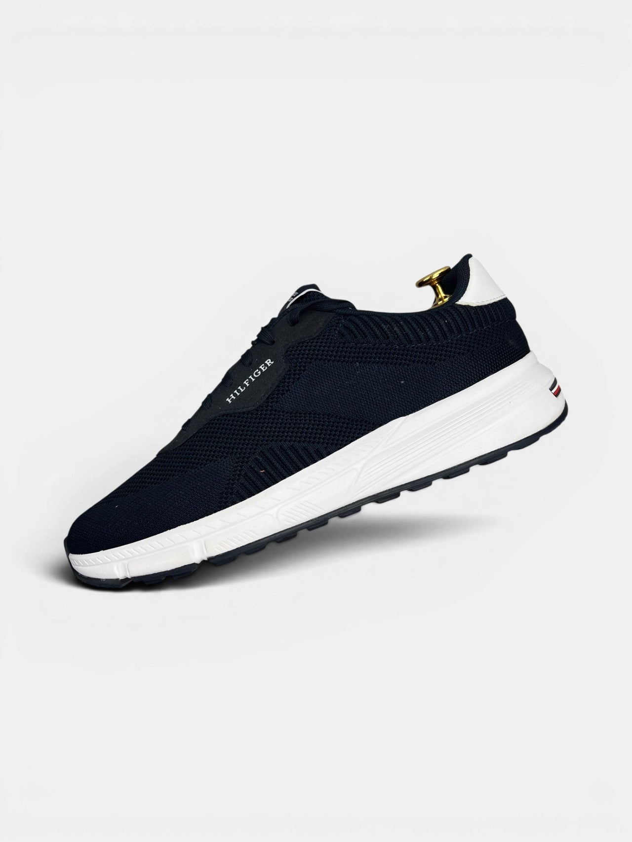Tommy Hilfiger Lightweight RWB Knit — buty sportowe męskie w bardzo dobrym stanie rozmiar 44, zewnętrzny panel lewego buta