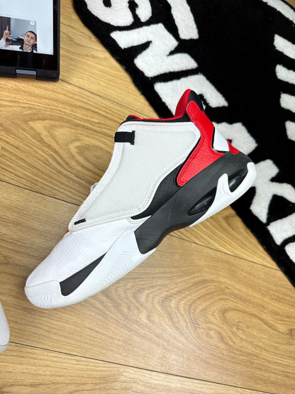 Nike Air Jordan Max Aura 4 (45)