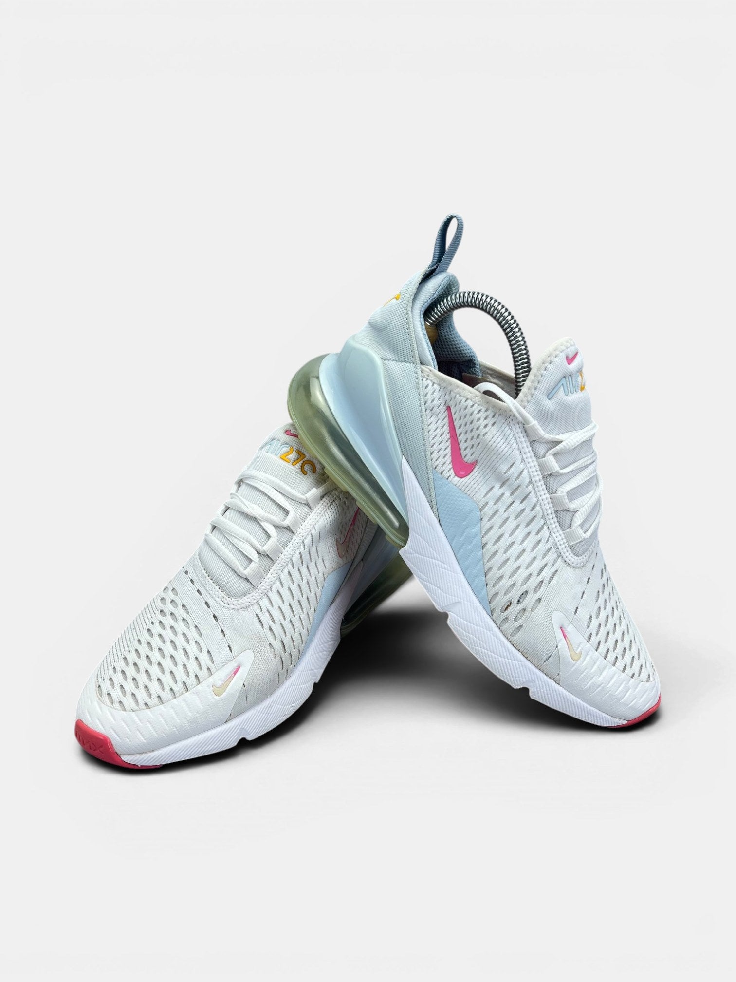 Nike Air Max 270 White Pinksicle — buty sportowe damskie w bardzo dobrym stanie rozmiar 39, boczny profil