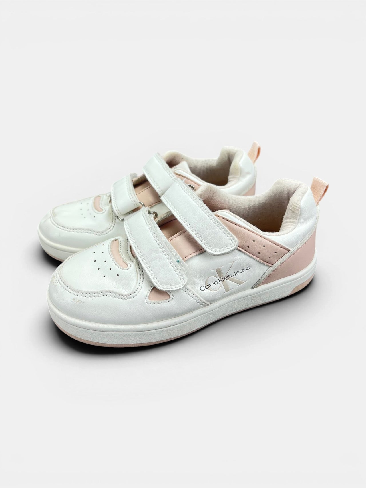 Calvin Klein Jeans Sneakersy — buty sportowe dziecięce w bardzo dobrym stanie rozmiar 28, widok z boku