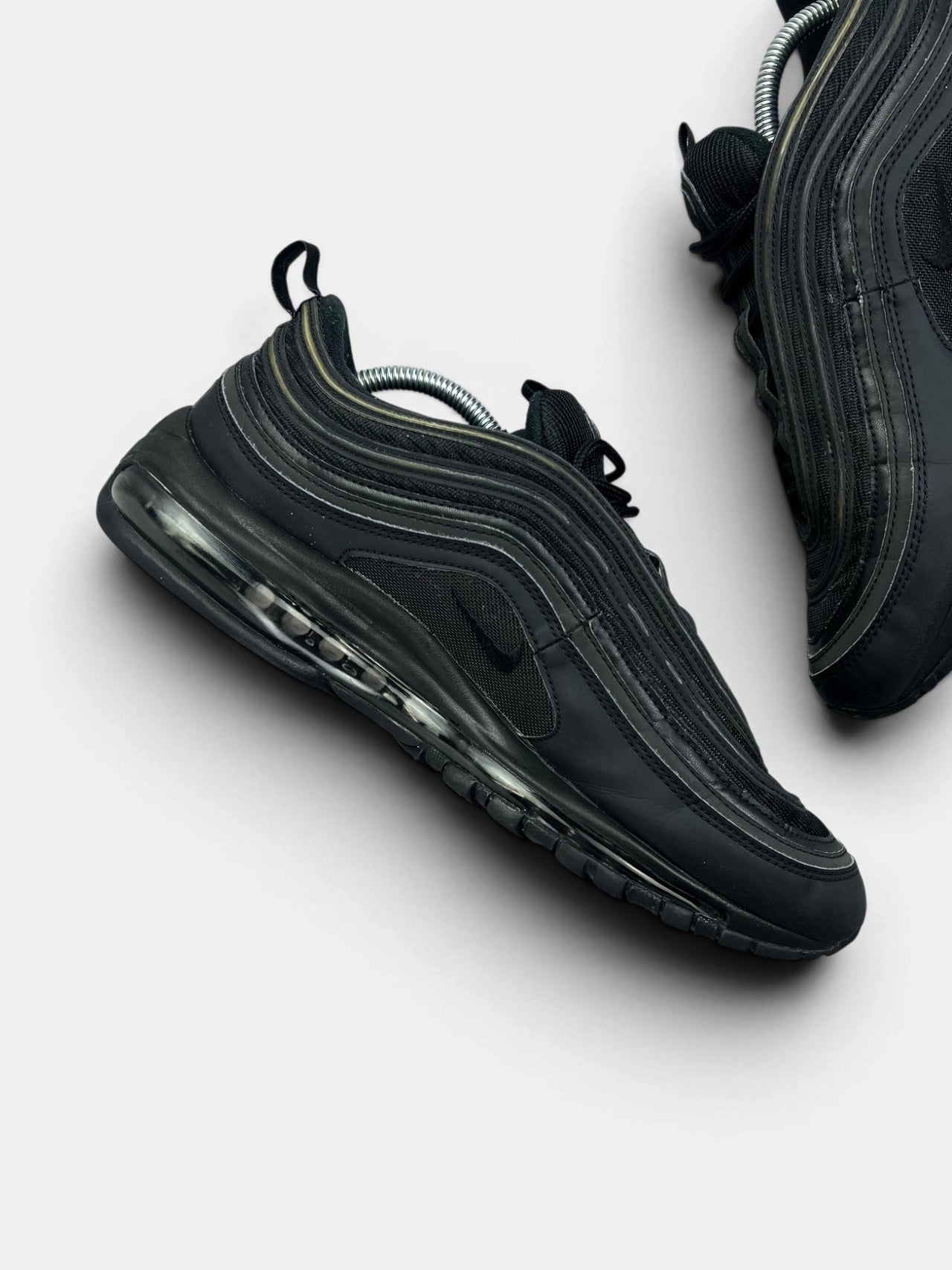 Nike Air Max 97 — buty sportowe męskie w bardzo dobrym stanie rozmiar 45, wewnętrzny panel lewego buta