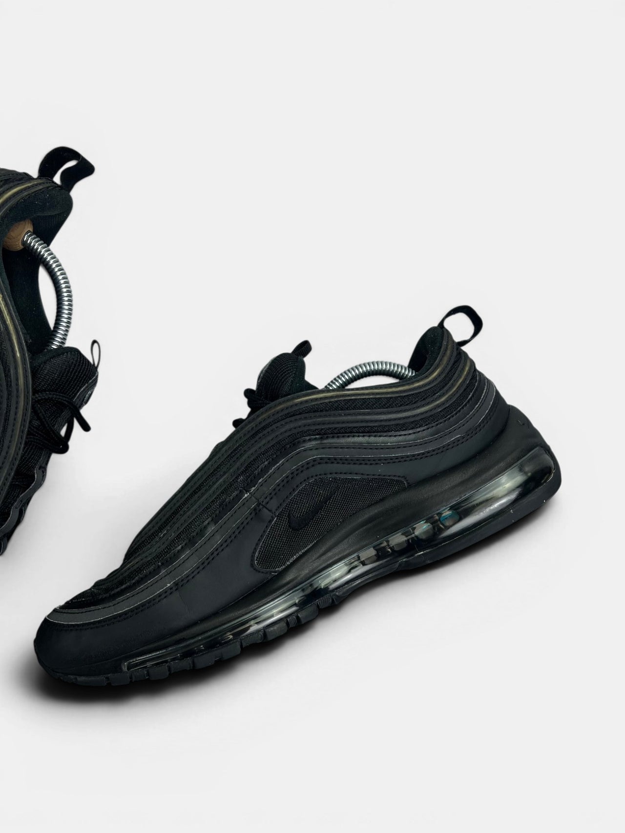 Nike Air Max 97 — buty sportowe męskie w bardzo dobrym stanie rozmiar 45, wewnętrzny panel prawego buta