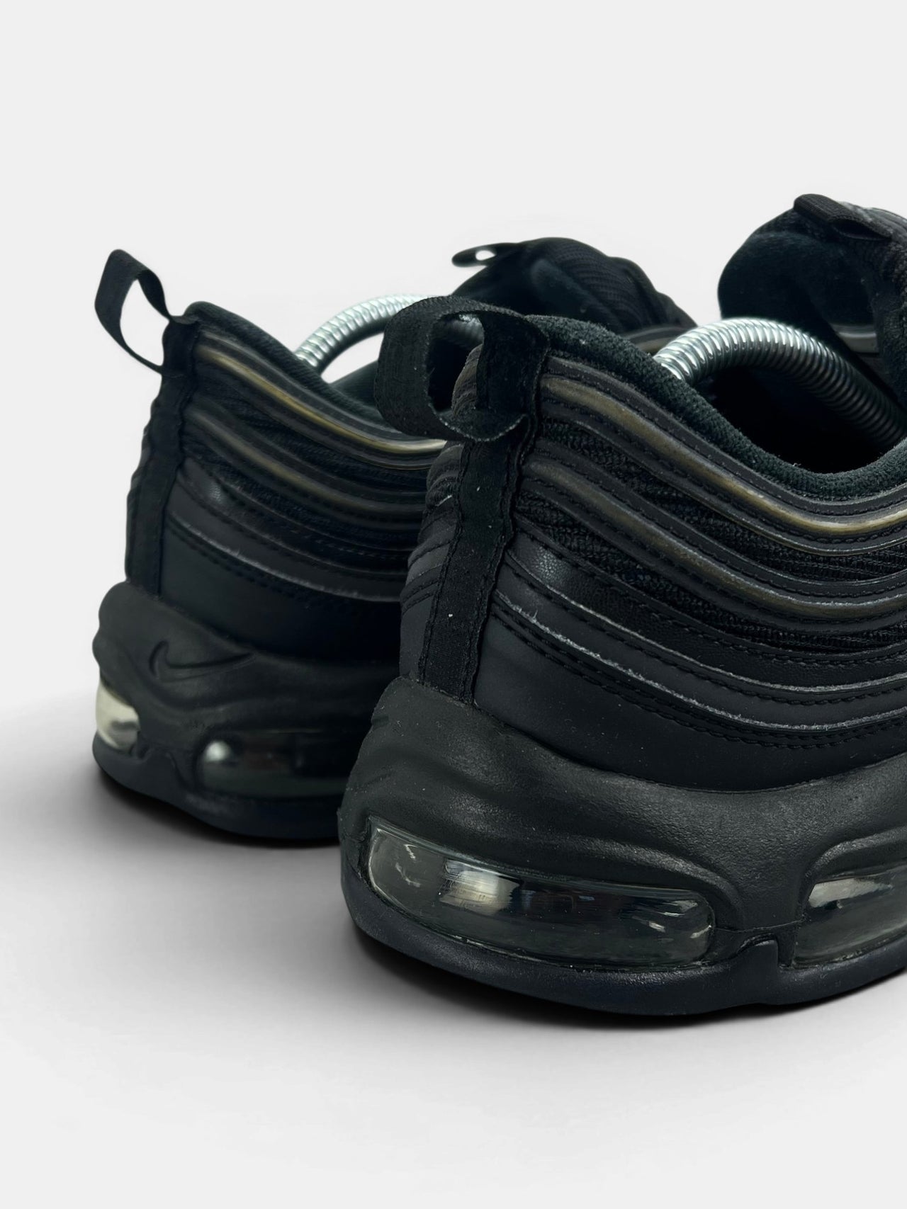 Nike Air Max 97 — buty sportowe męskie w bardzo dobrym stanie rozmiar 45, widok z tyłu