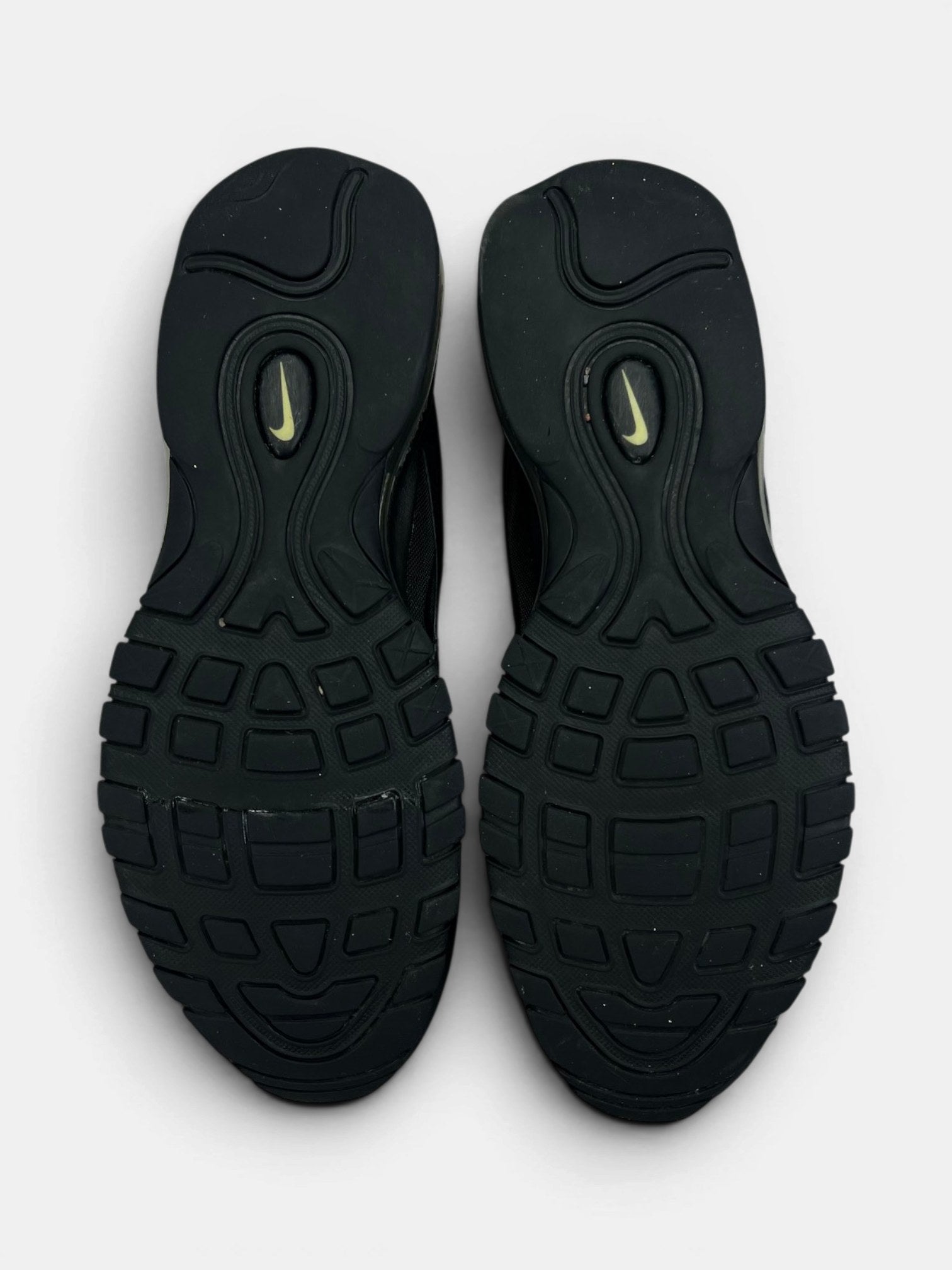 Nike Air Max 97 — buty sportowe męskie w bardzo dobrym stanie rozmiar 45, podeszwa