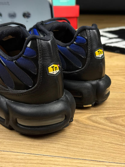 Nike Air Max Plus Premium Black/Racer Blue — buty sportowe męskie w bardzo dobrym stanie rozmiar 45.5, zapiętki butów