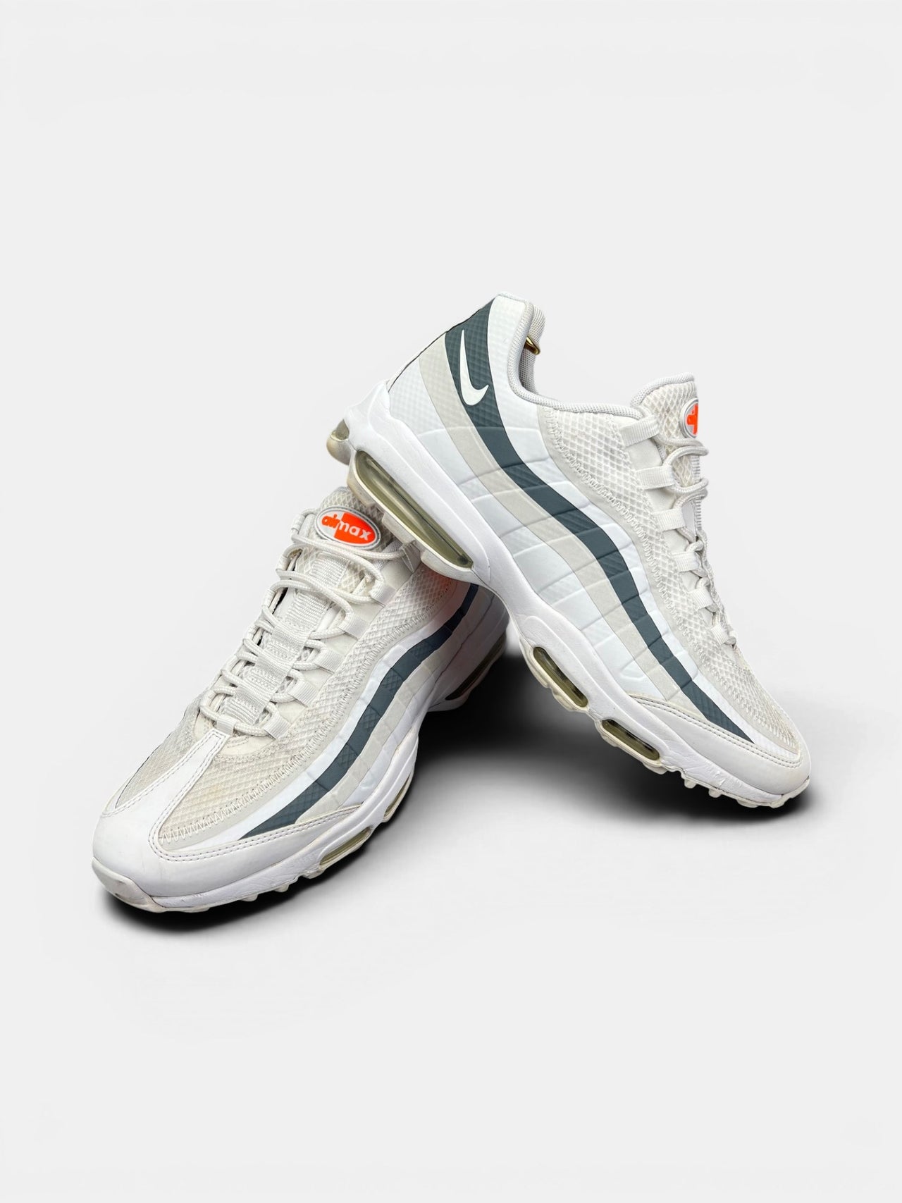 Nike Air Max 95 Ultra White Spruce — buty sportowe męskie w bardzo dobrym stanie rozmiar 45.5, boczny profil