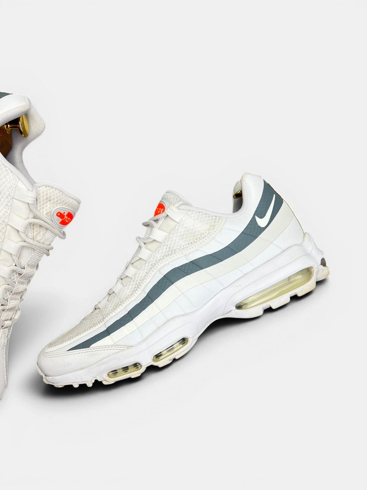 Nike Air Max 95 Ultra White Spruce — buty sportowe męskie w bardzo dobrym stanie rozmiar 45.5, zewnętrzny panel lewego buta