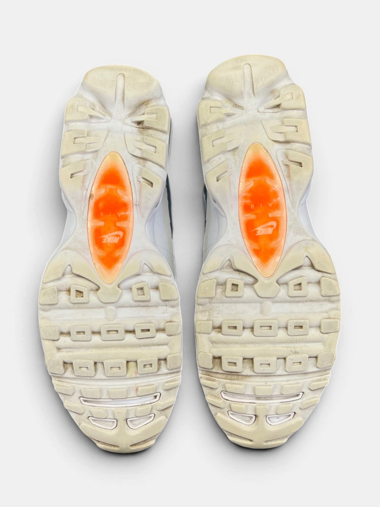 Nike Air Max 95 Ultra White Spruce — buty sportowe męskie w bardzo dobrym stanie rozmiar 45.5, podeszwa