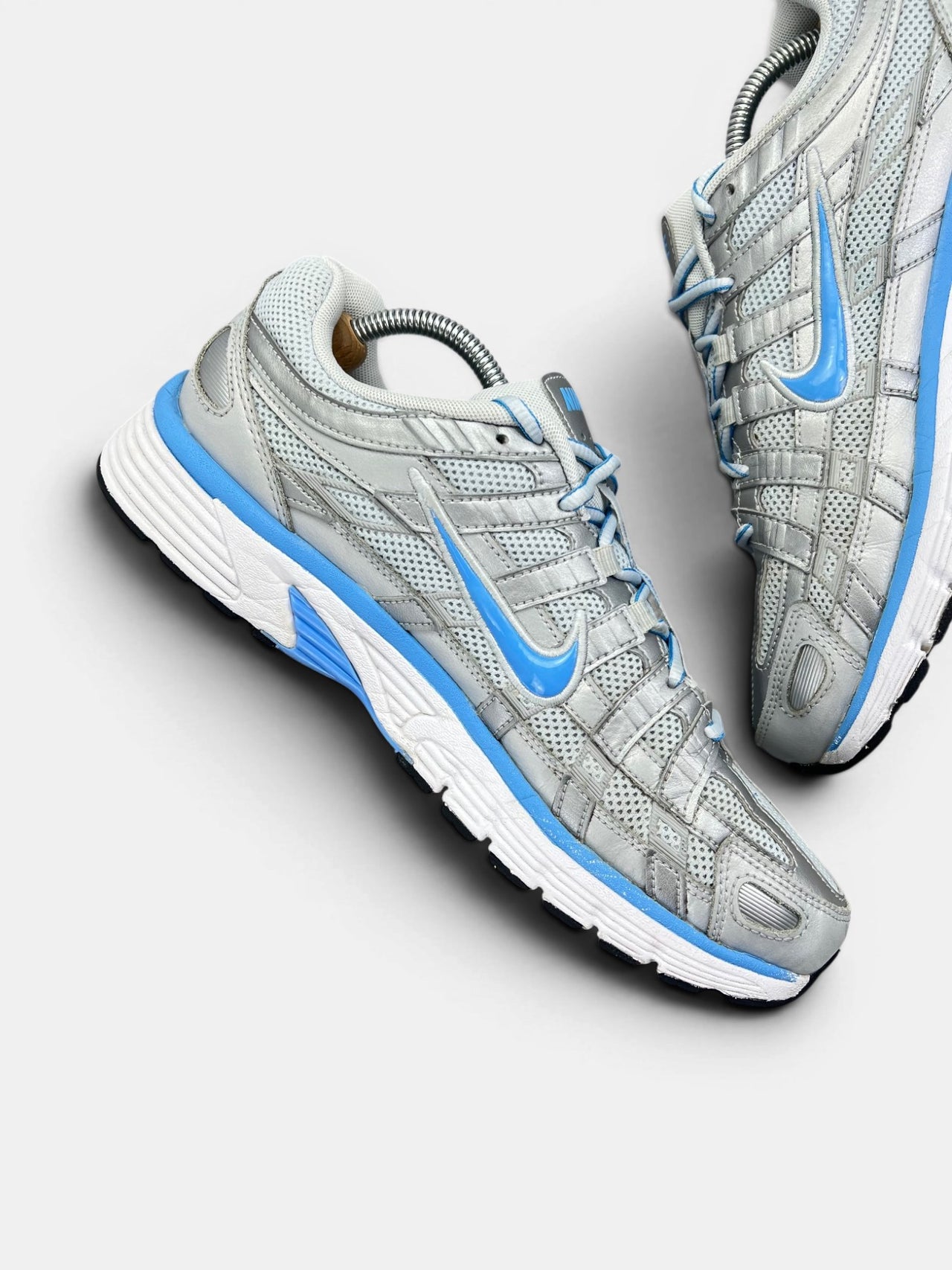 Nike P-6000 — buty sportowe męskie w bardzo dobrym stanie rozmiar 44, wewnętrzny panel lewego buta