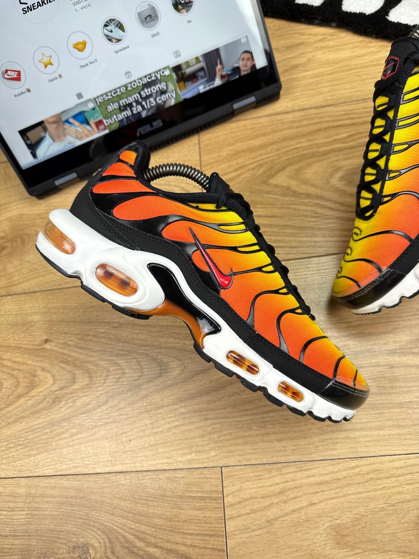 Nike Air Max Plus (42.5) - sneakilystore