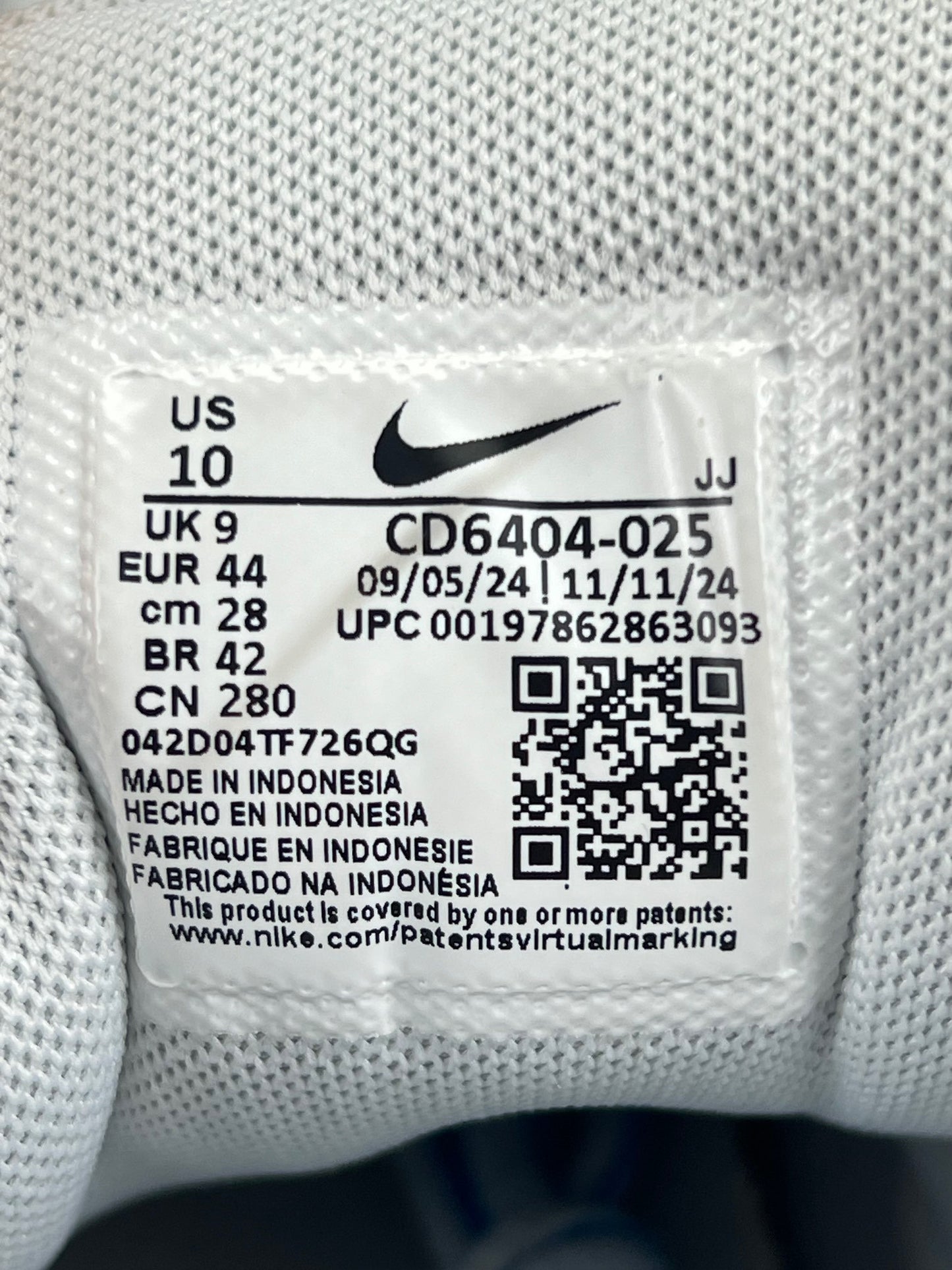 Nike P-6000 — buty sportowe męskie w bardzo dobrym stanie rozmiar 44, opcjonalne zdjęcie 1