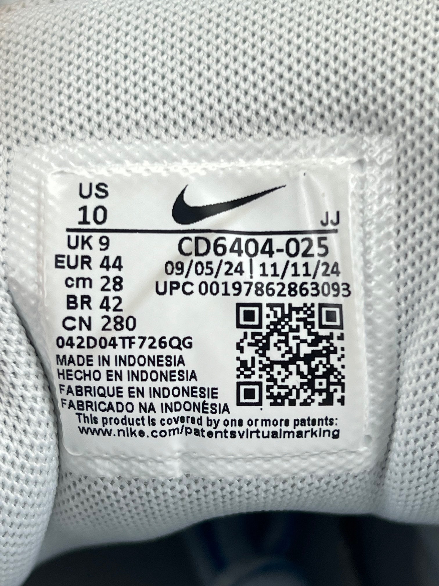 Nike P-6000 — buty sportowe męskie w bardzo dobrym stanie rozmiar 44, opcjonalne zdjęcie 1
