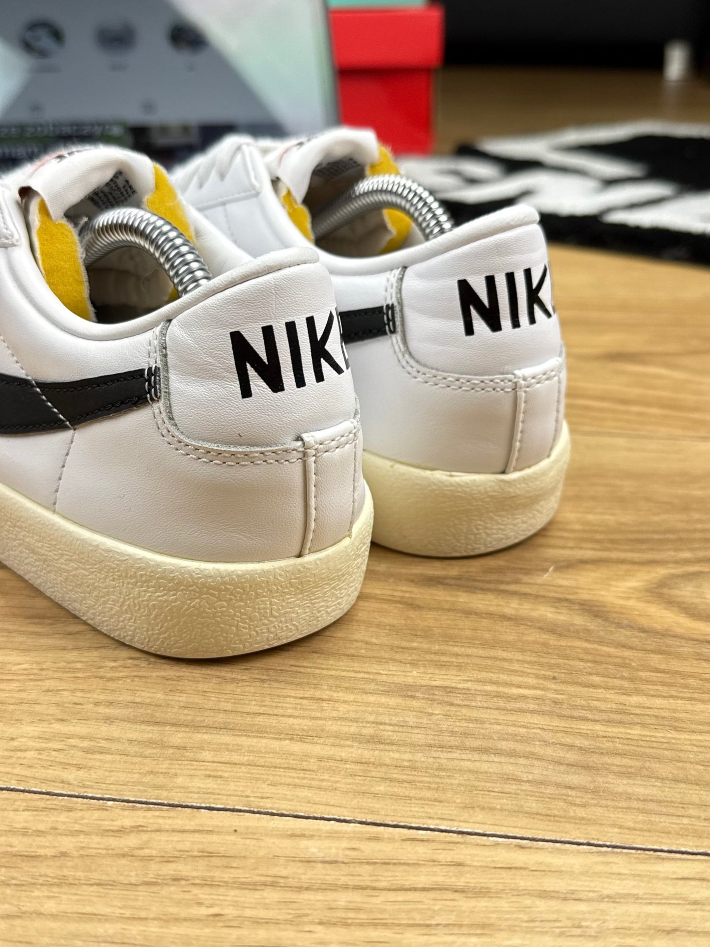 Nike Blazer Low (42.5) - sneakilystore