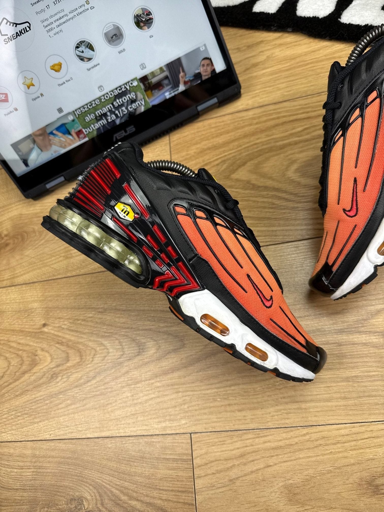 Nike Air Max Plus 3 Tiger — buty sportowe męskie w bardzo dobrym stanie rozmiar 42, wewnętrzny panel lewego buta