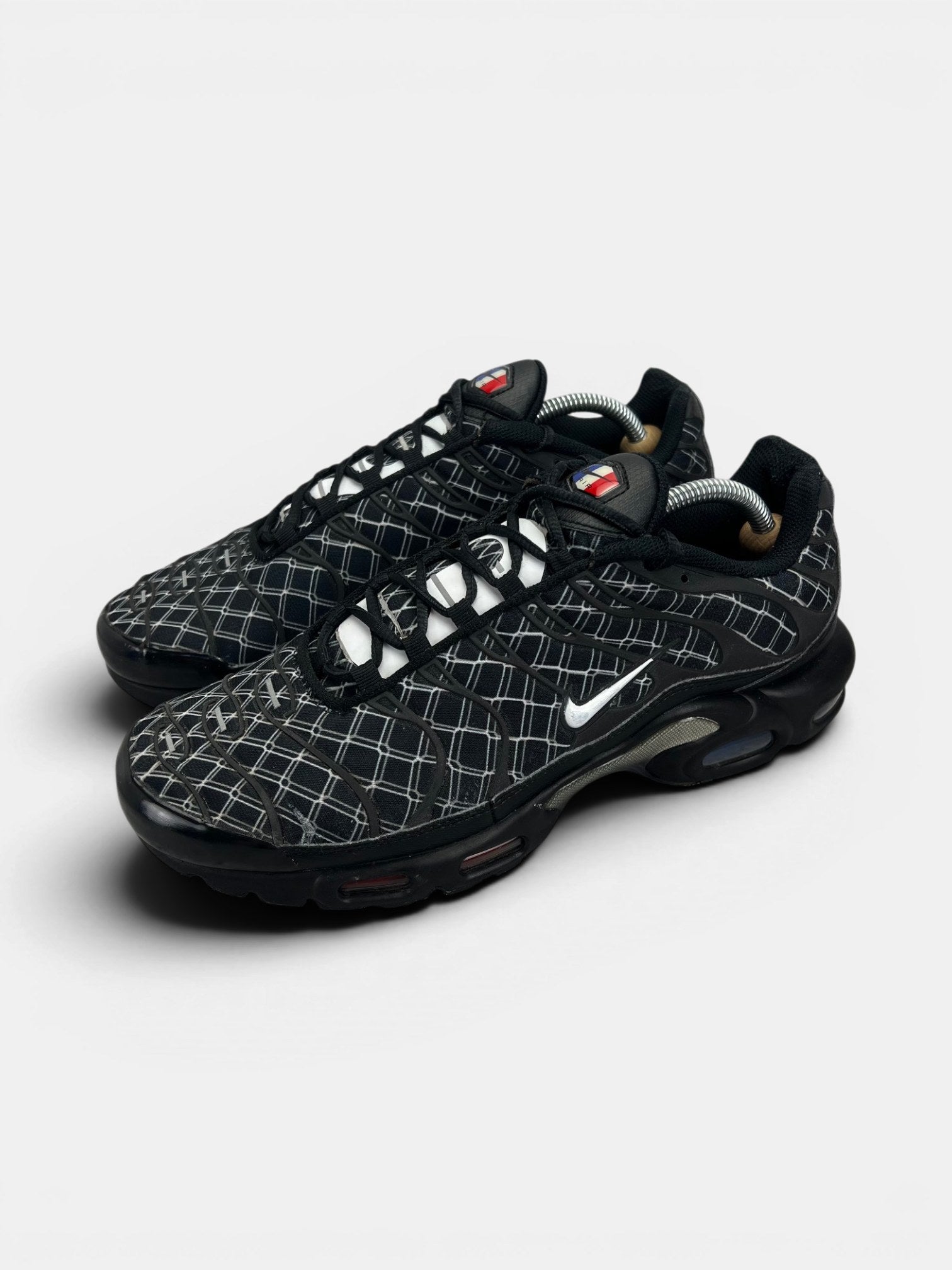 Nike Air Max Plus (TN) France — buty sportowe męskie w bardzo dobrym stanie rozmiar 44, widok z boku