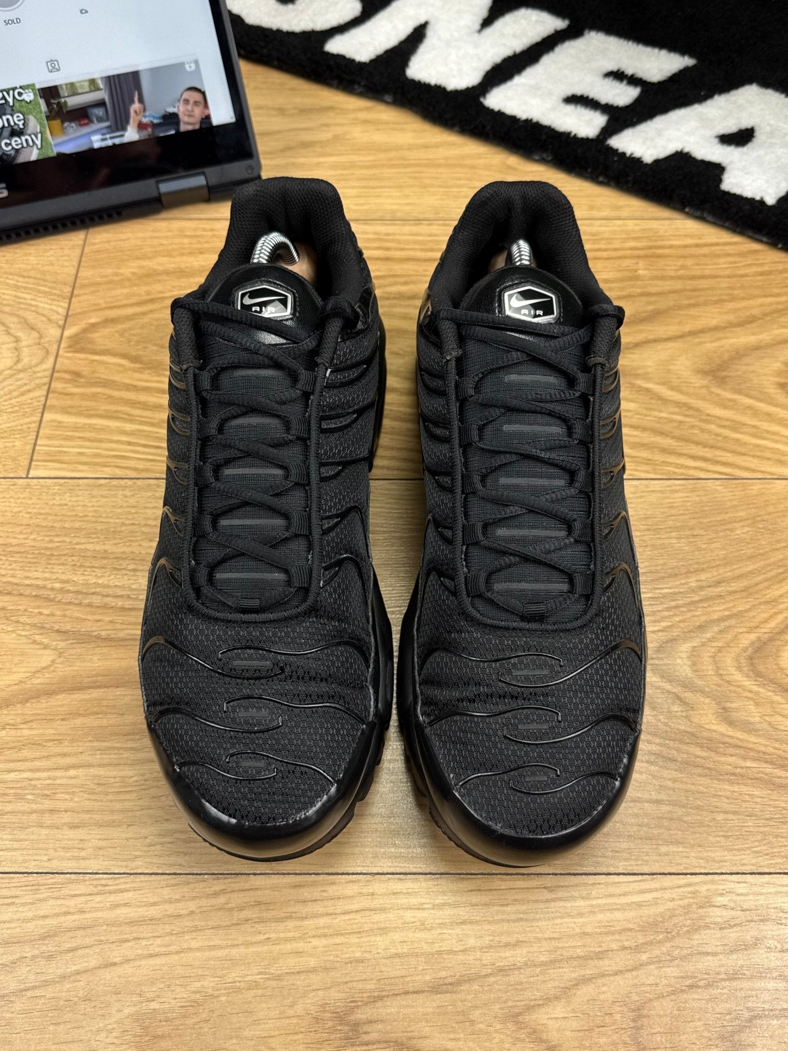 Nike Air Max Plus (44.5) - sneakilystore