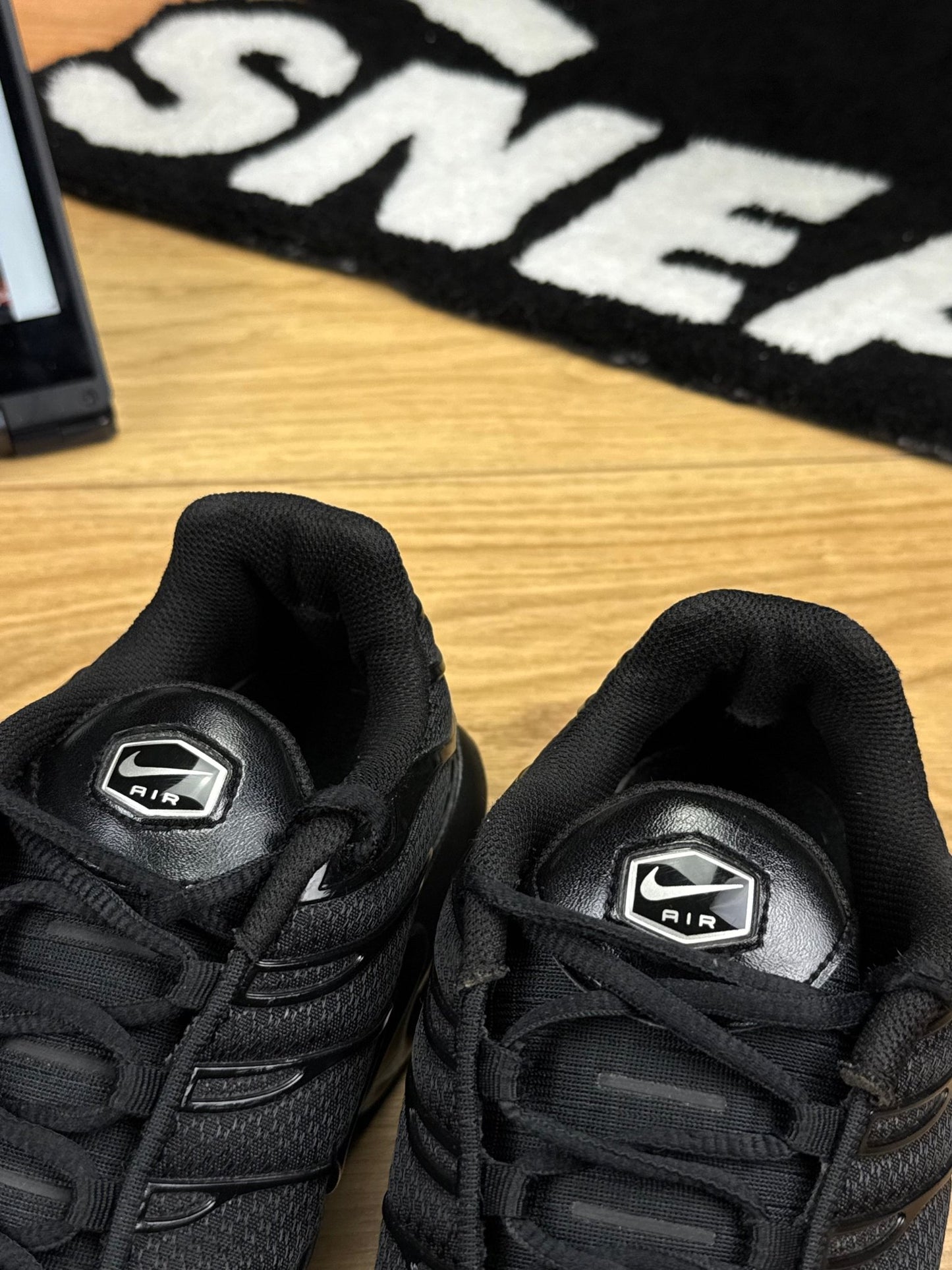 Nike Air Max Plus (44.5) - sneakilystore