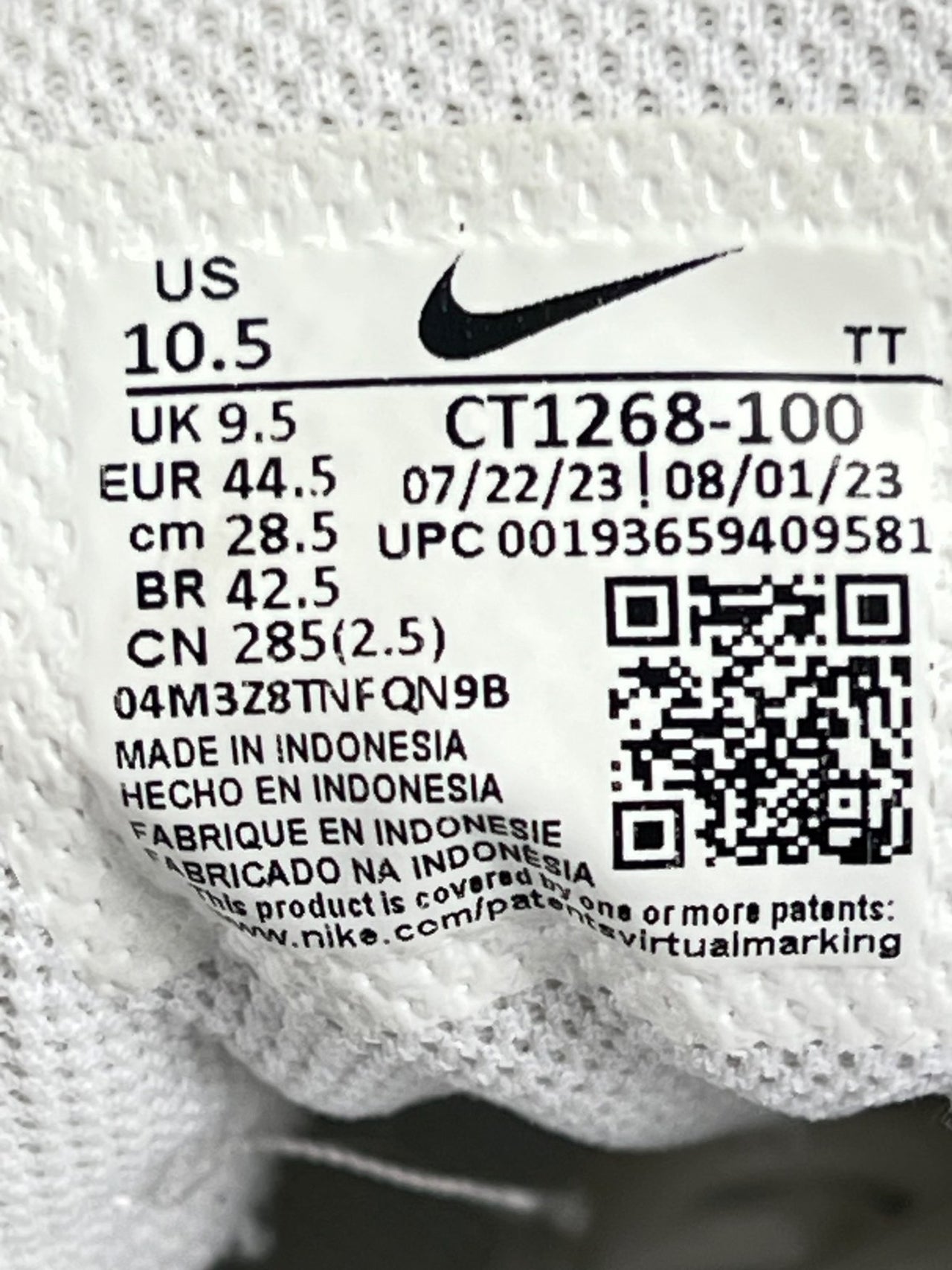 Nike Air Max 95 Triple White — buty sportowe męskie w bardzo dobrym stanie rozmiar 44.5, opcjonalne zdjęcie 1