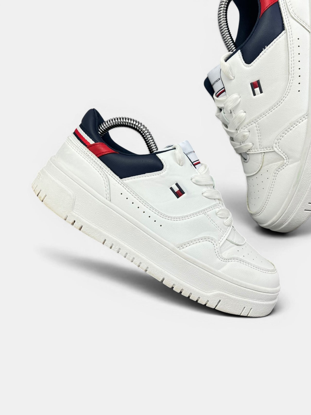 Tommy Hilfiger rozmiar 37
