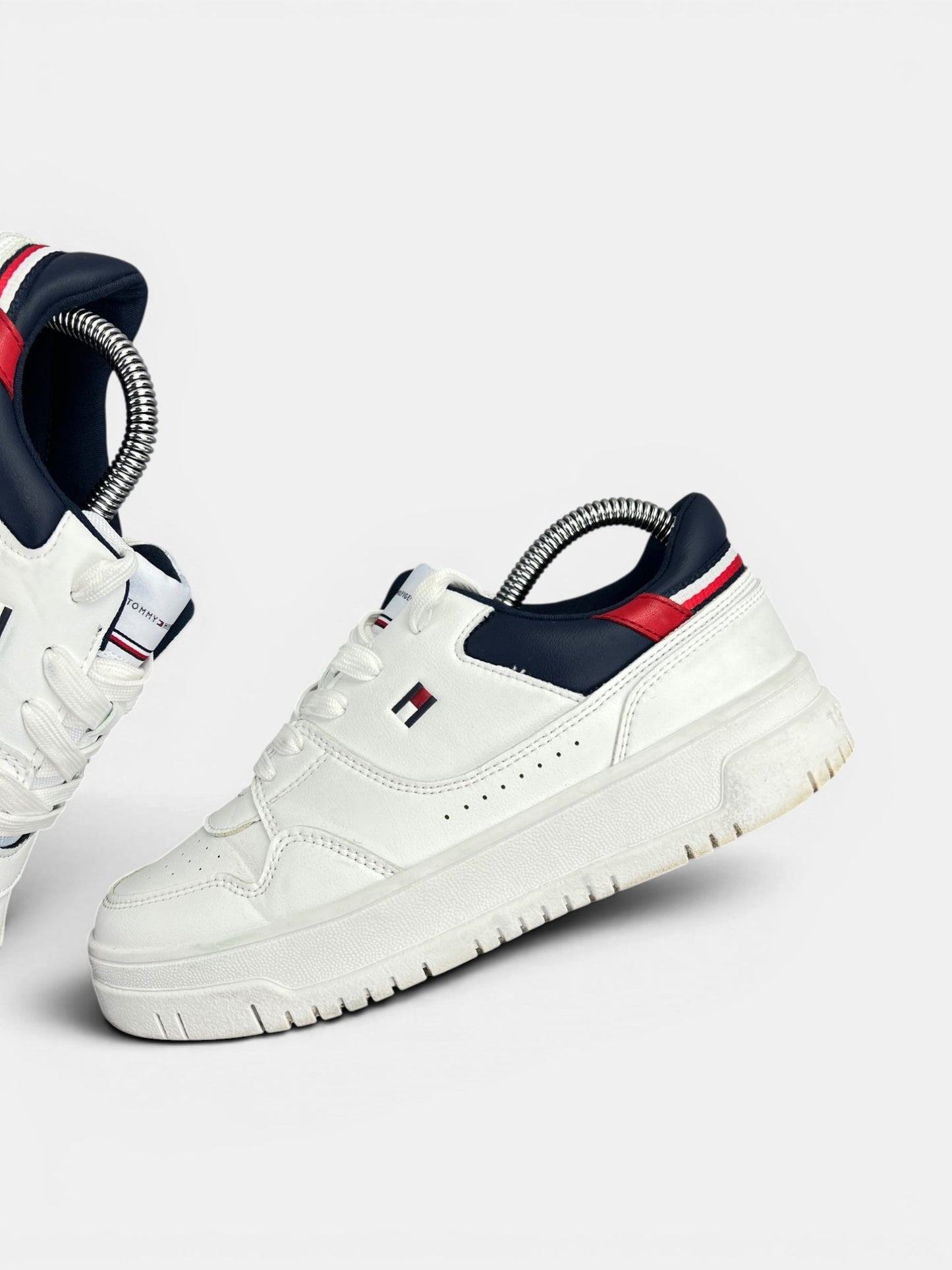 Tommy Hilfiger rozmiar 37