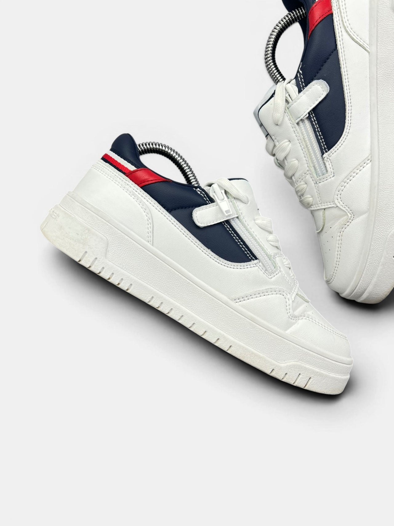 Tommy Hilfiger rozmiar 37