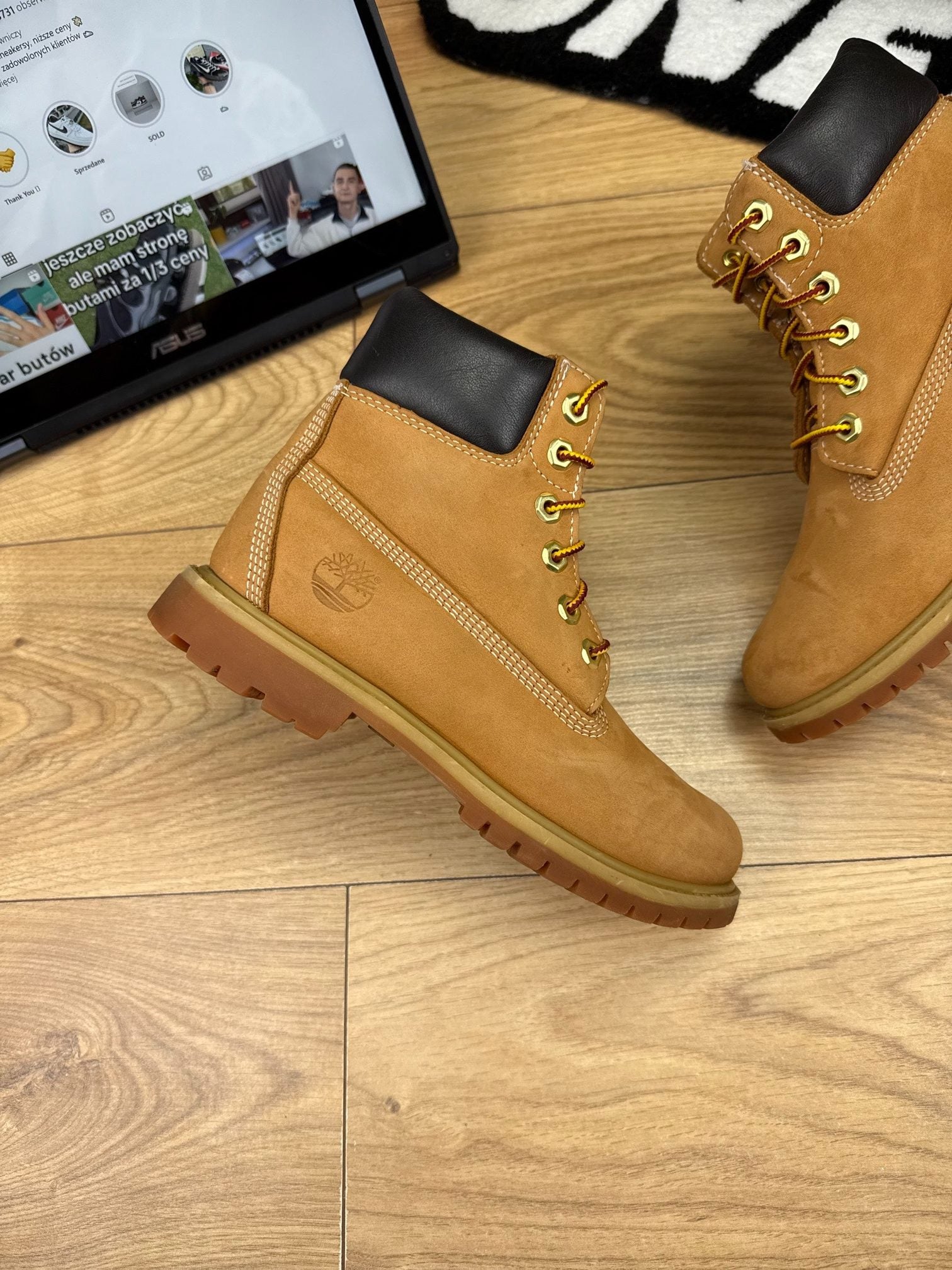 Timberland Premium 6-Inch Boot Wheat Nubuck — buty sportowe damskie w bardzo dobrym stanie rozmiar 37, boczny profil