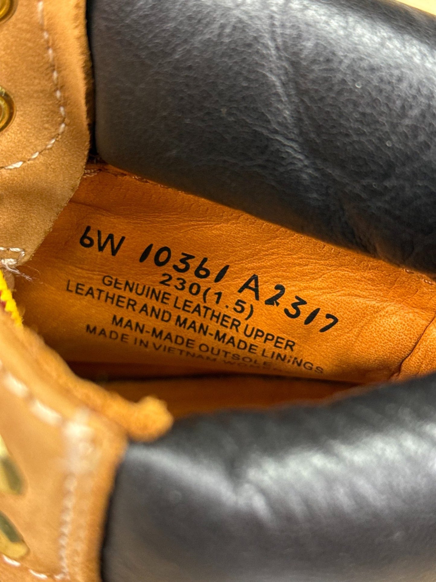 Timberland Premium 6-Inch Boot Wheat Nubuck — buty sportowe damskie w bardzo dobrym stanie rozmiar 37, opcjonalne zdjęcie 1