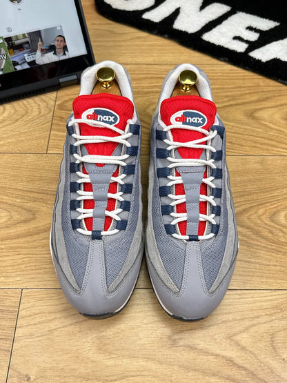 Nike Air Max 95 Cement Grey Thunder Blue — buty sportowe męskie w bardzo dobrym stanie rozmiar 44, widok z tyłu