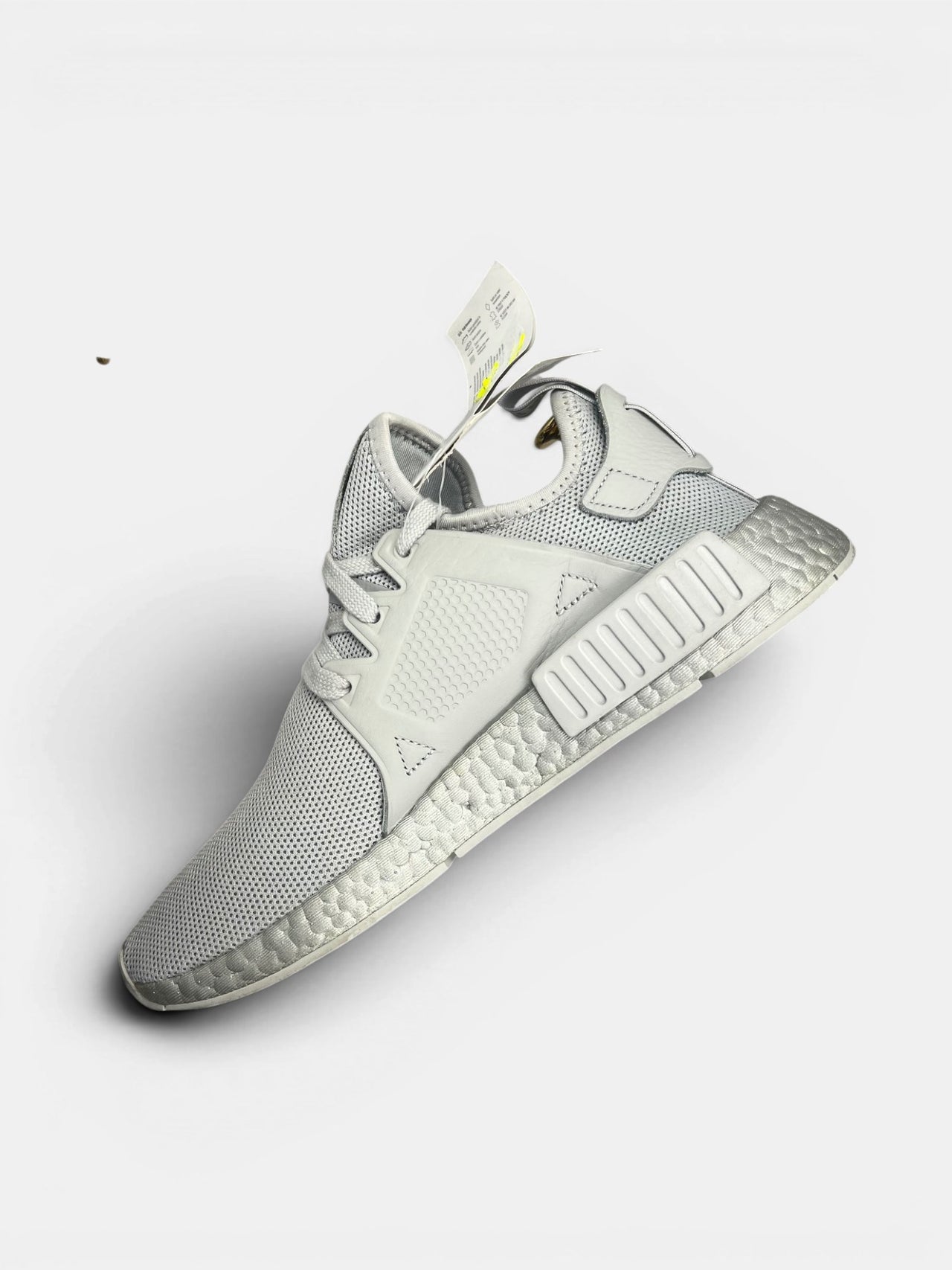 Adidas NMD_XR1 Triple Grey — buty sportowe męskie nowe rozmiar 42 2/3, wewnętrzny panel prawego buta