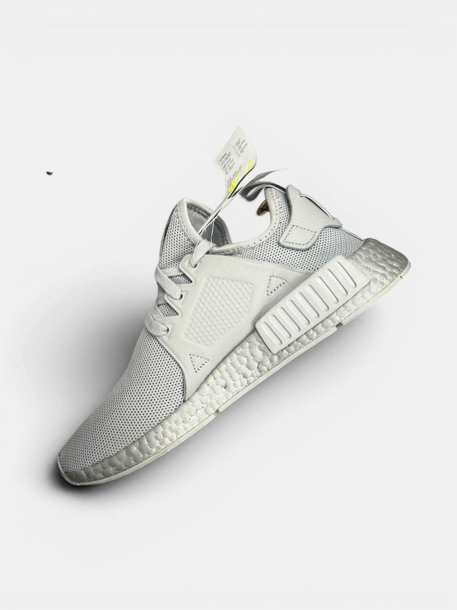 Adidas NMD_XR1 Triple Grey — buty sportowe męskie nowe rozmiar 42 2/3, wewnętrzny panel prawego buta