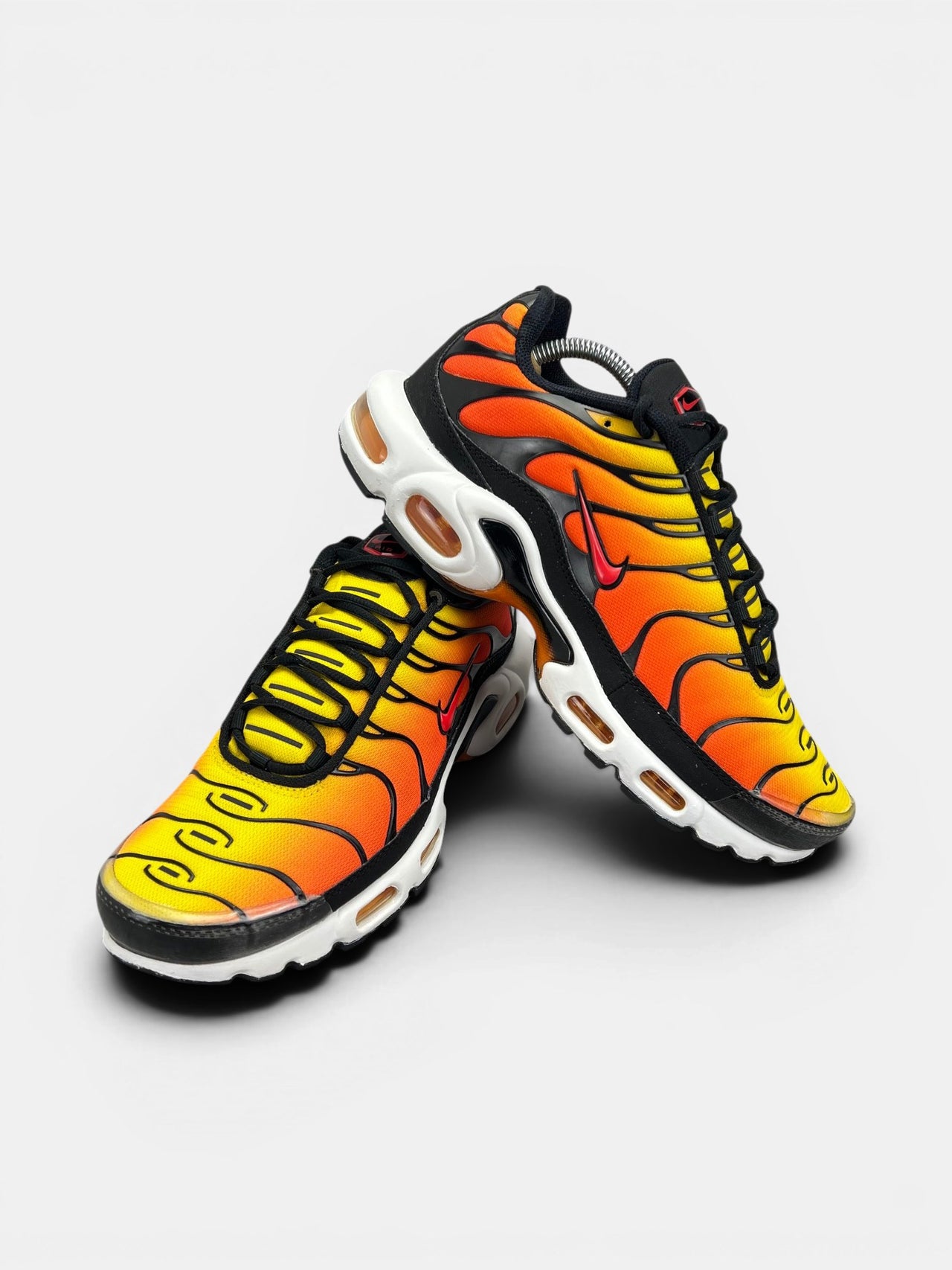 Nike Air Max Plus Sunset — buty sportowe męskie w bardzo dobrym stanie rozmiar 44, boczny profil