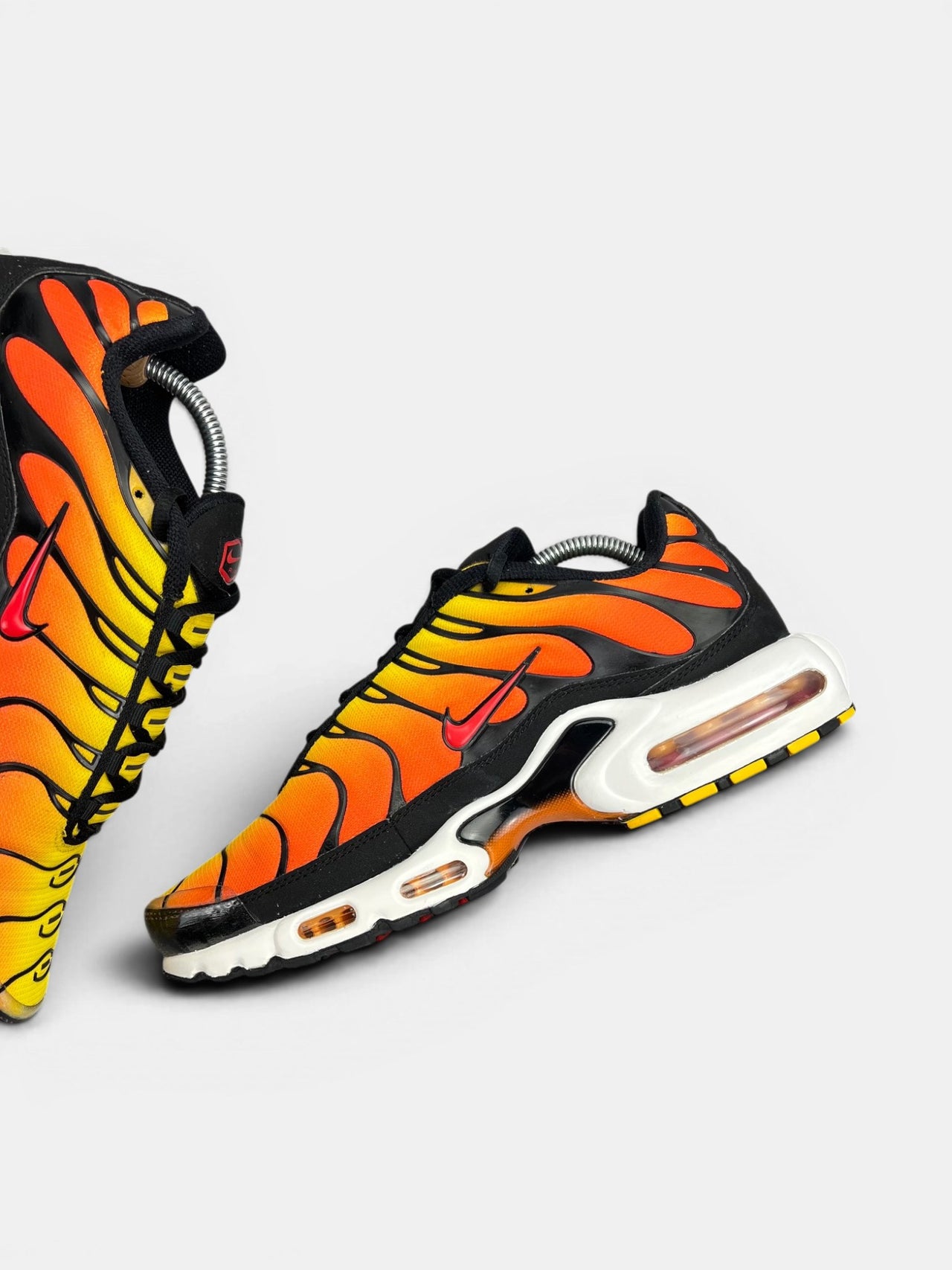 Nike Air Max Plus Sunset — buty sportowe męskie w bardzo dobrym stanie rozmiar 44, wewnętrzny panel prawego buta