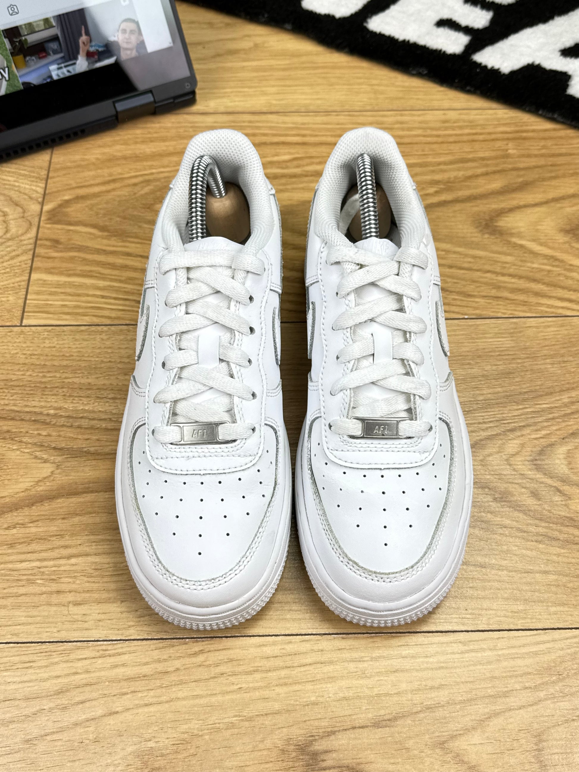 Nike Air Force 1 Low (38) - sneakilystore