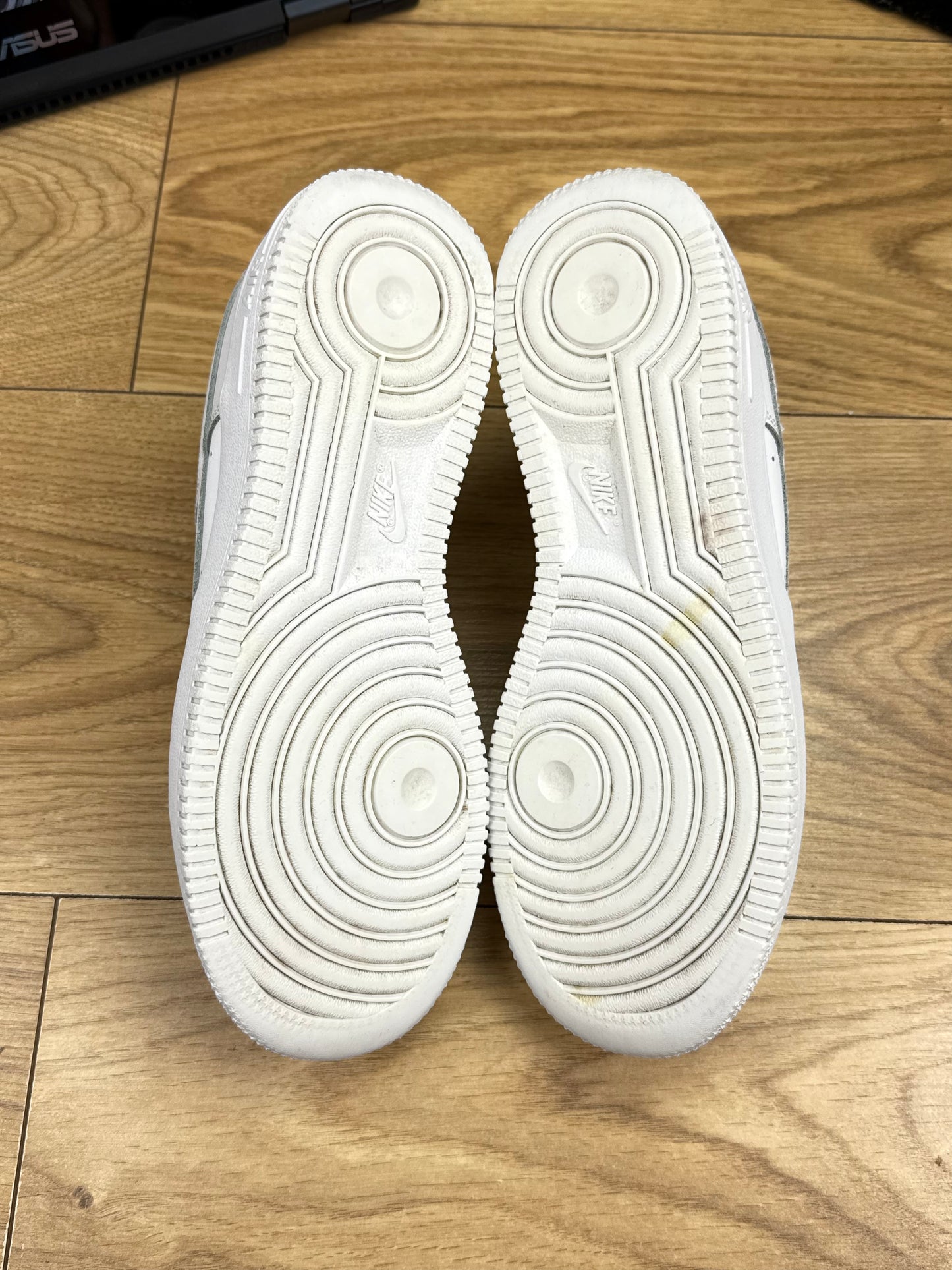 Nike Air Force 1 Low (38) - sneakilystore