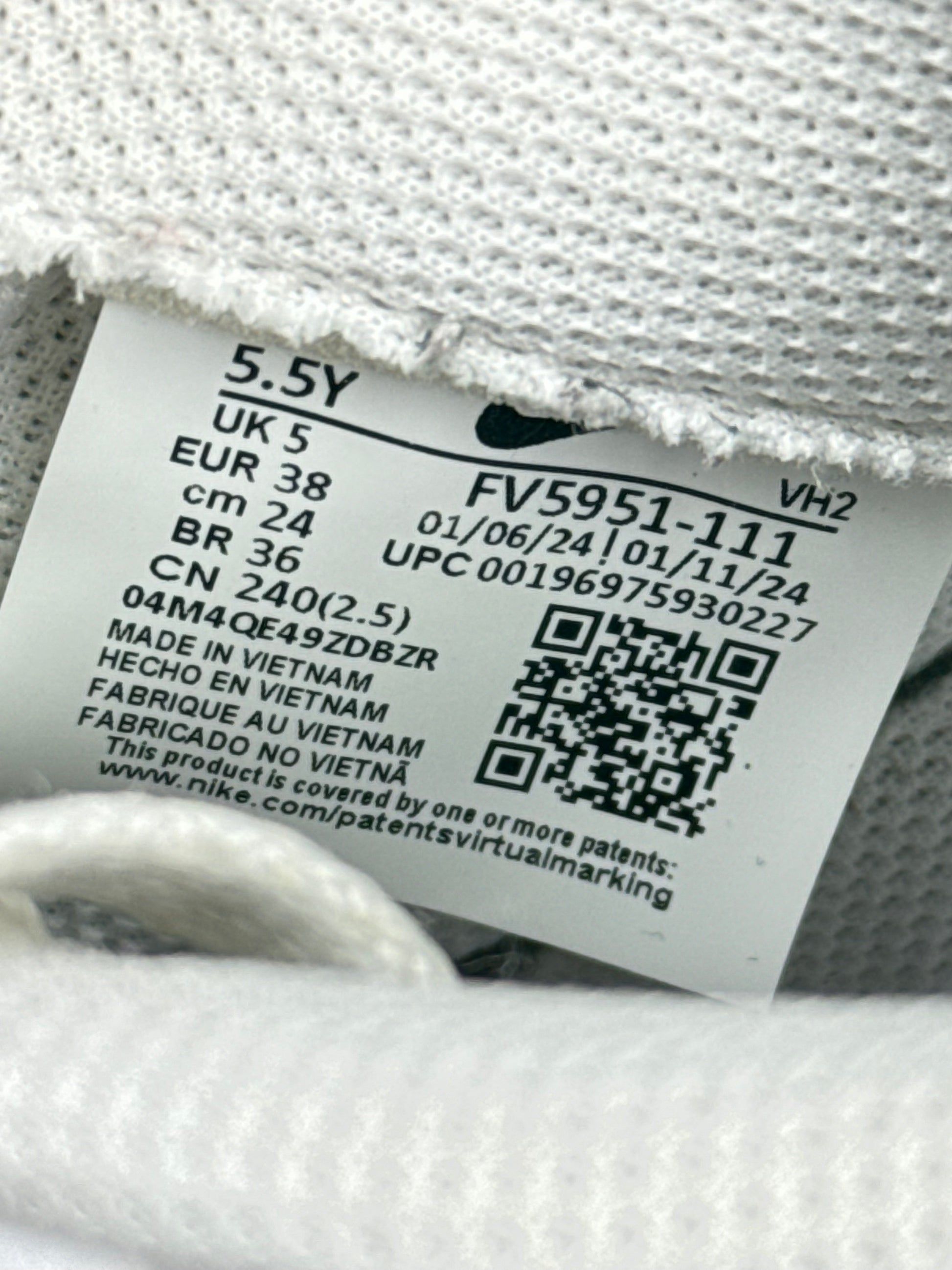Nike Air Force 1 Low (38) - sneakilystore
