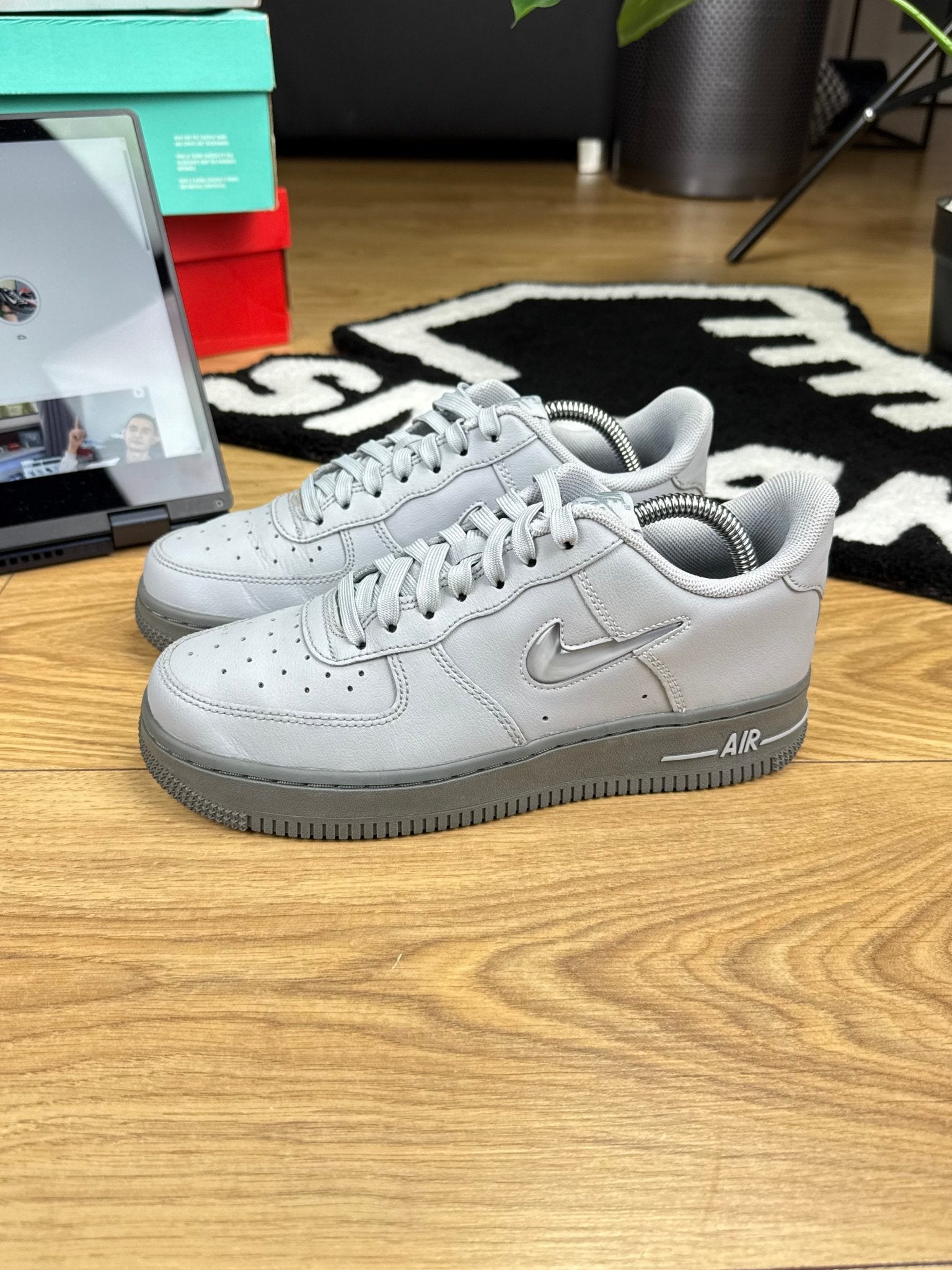 Nike Air Force 1 Low (38) - sneakilystore